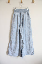 American Eagle Blue & White Floral Flowy Cotton Pants | M