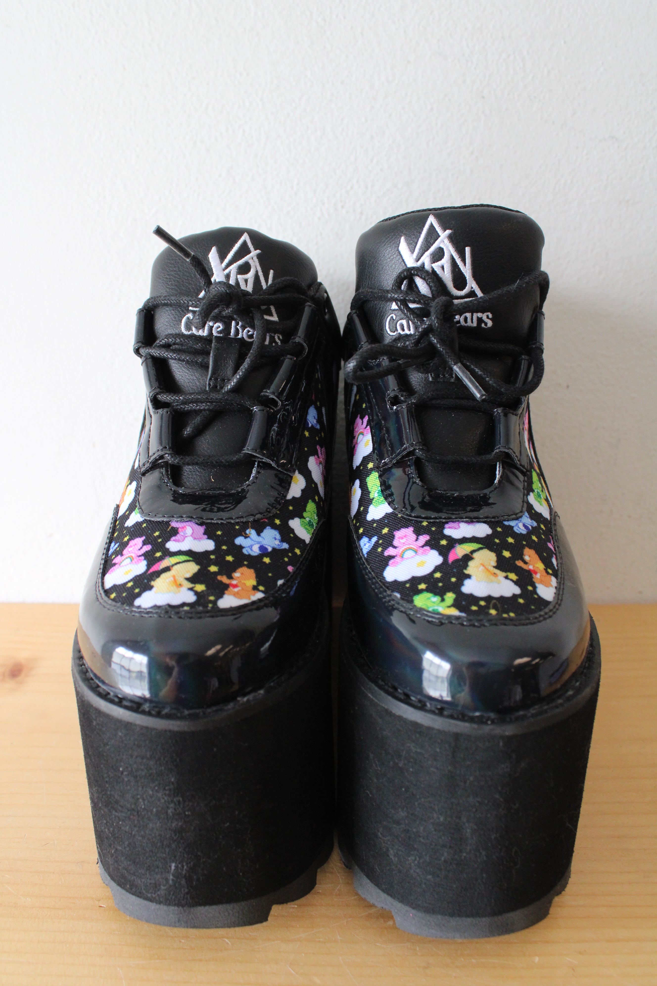 YRU Qozmo Care Bears Black Platform Patterned Sneaker Shoes | Size 6