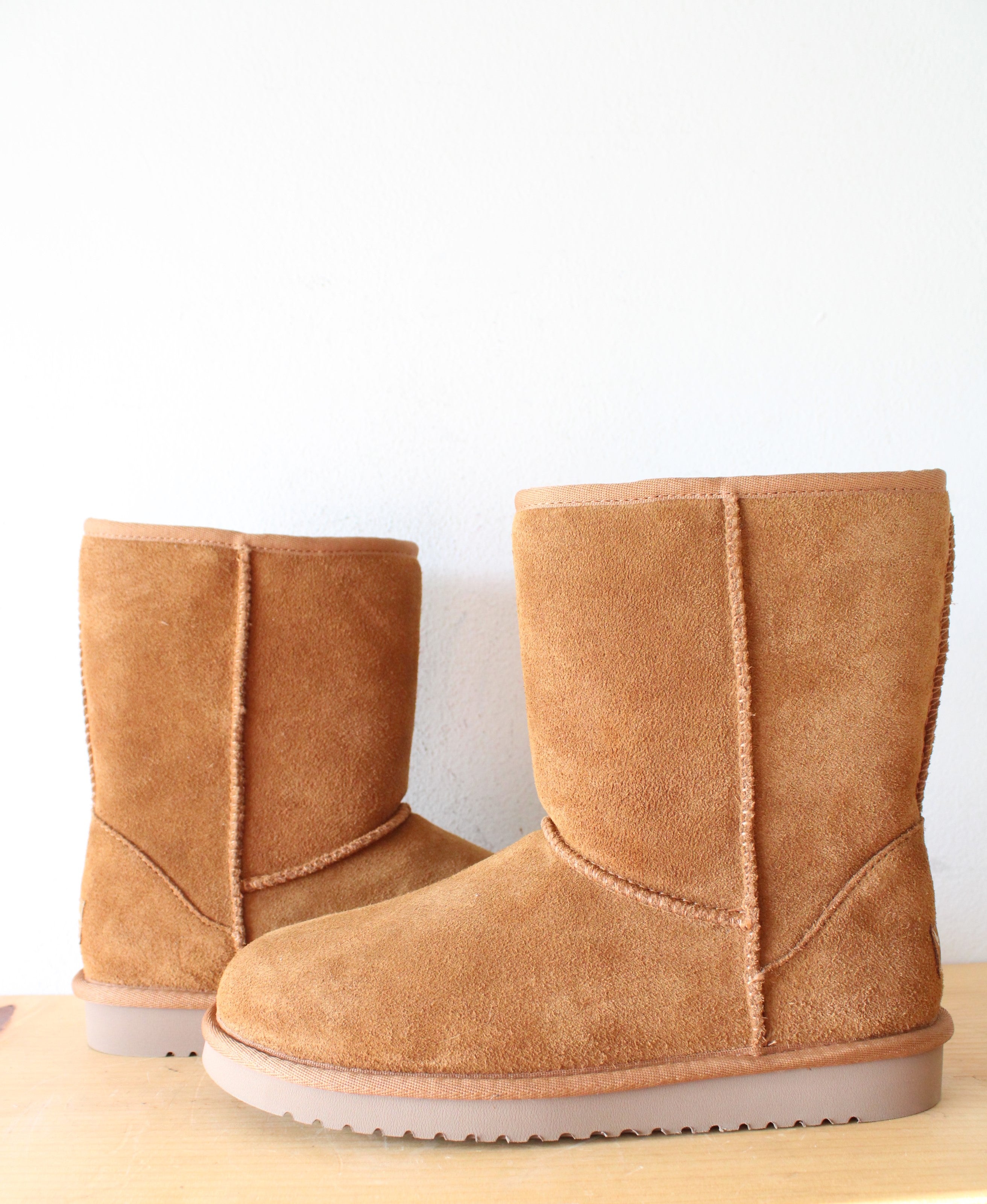 UGG Koolaburra Chestnut Short Boots | Size 7