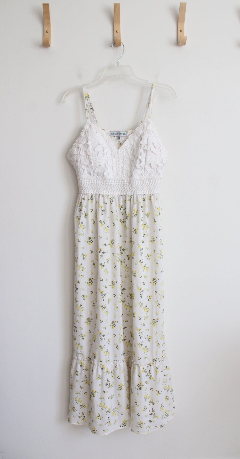 Almost Famous White & Yellow Floral & White Lace Maxi Dress | XL
