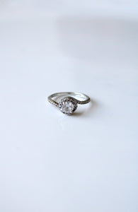 Twist Solitaire Sterling Silver Ring | Size 6