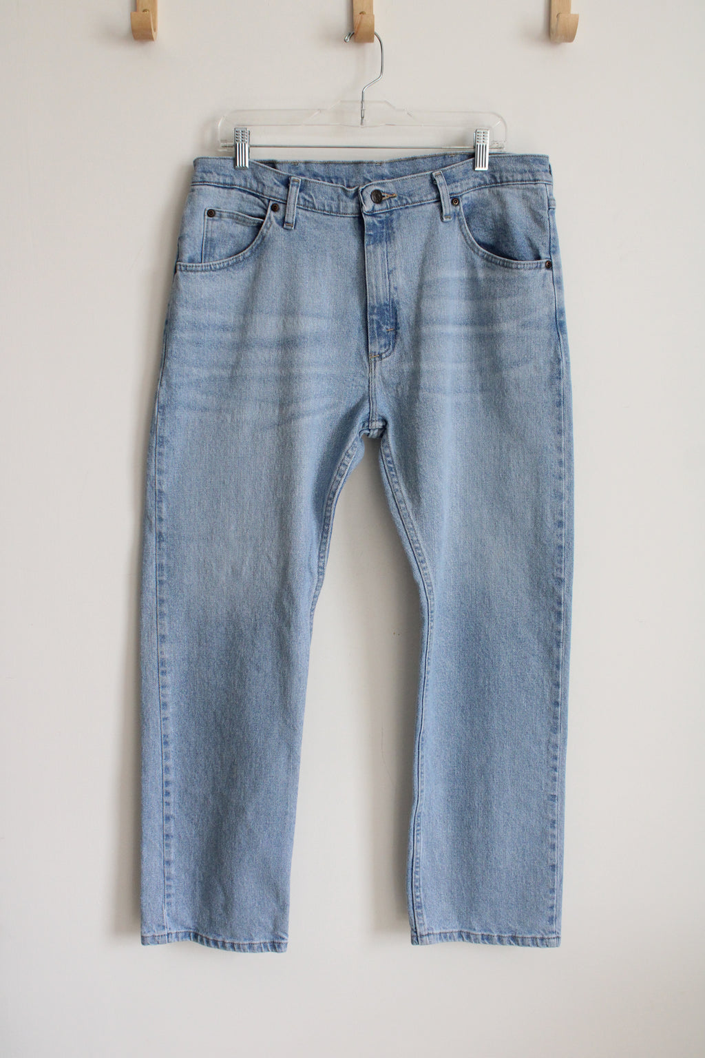 Wrangler Light Wash Jeans | 36X30