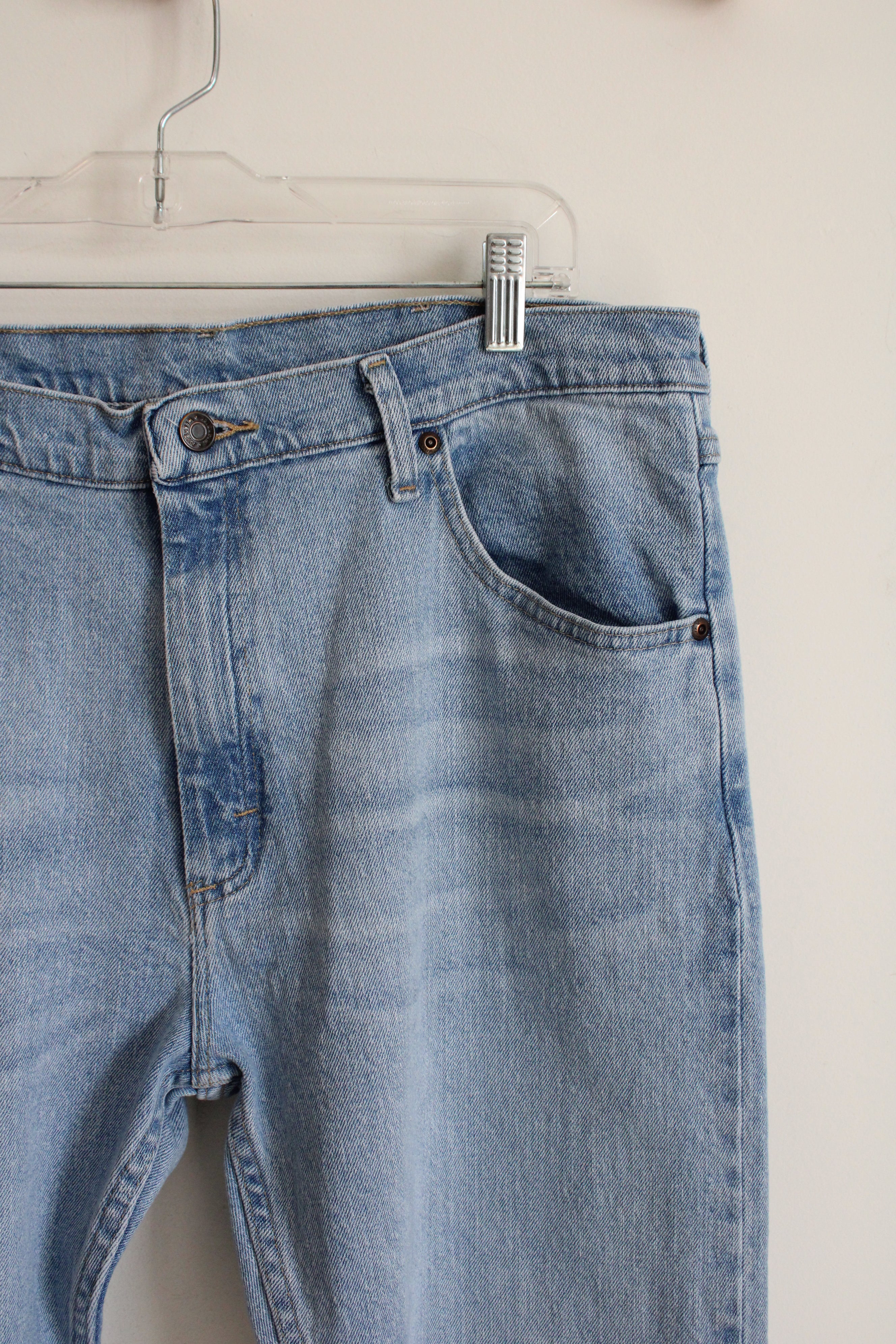 Wrangler Light Wash Jeans | 36X30