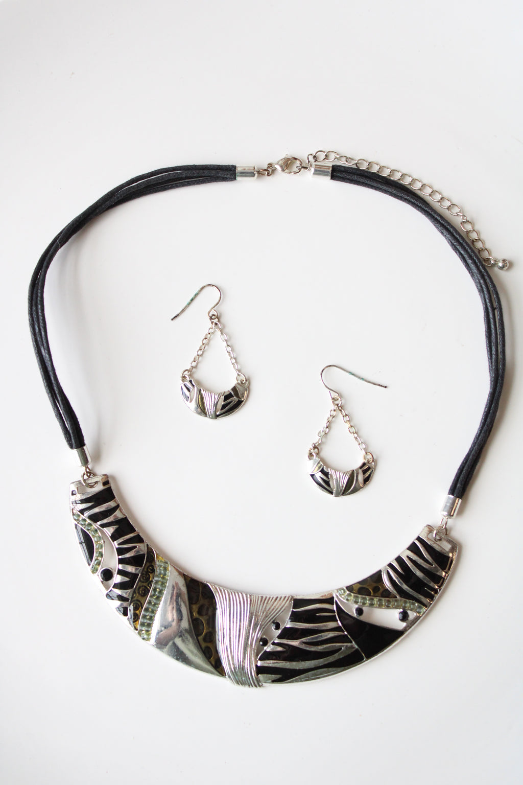 Animal Print Silver Necklace & Earring Set