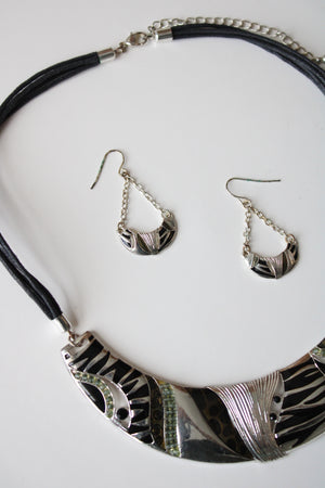 Animal Print Silver Necklace & Earring Set