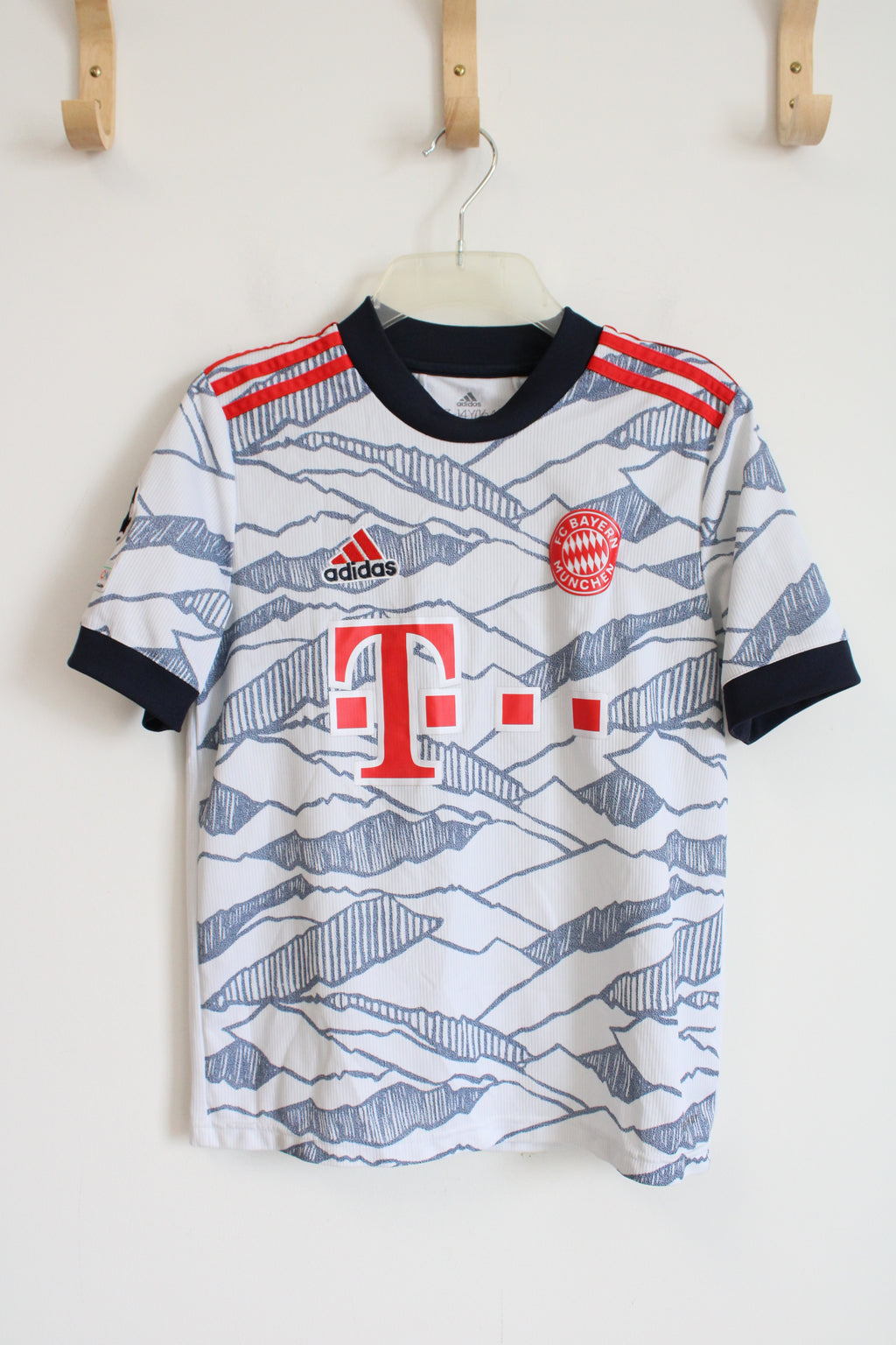 Adidas Bayern Munich #9 Lewandowski Jersey | Youth 13/14