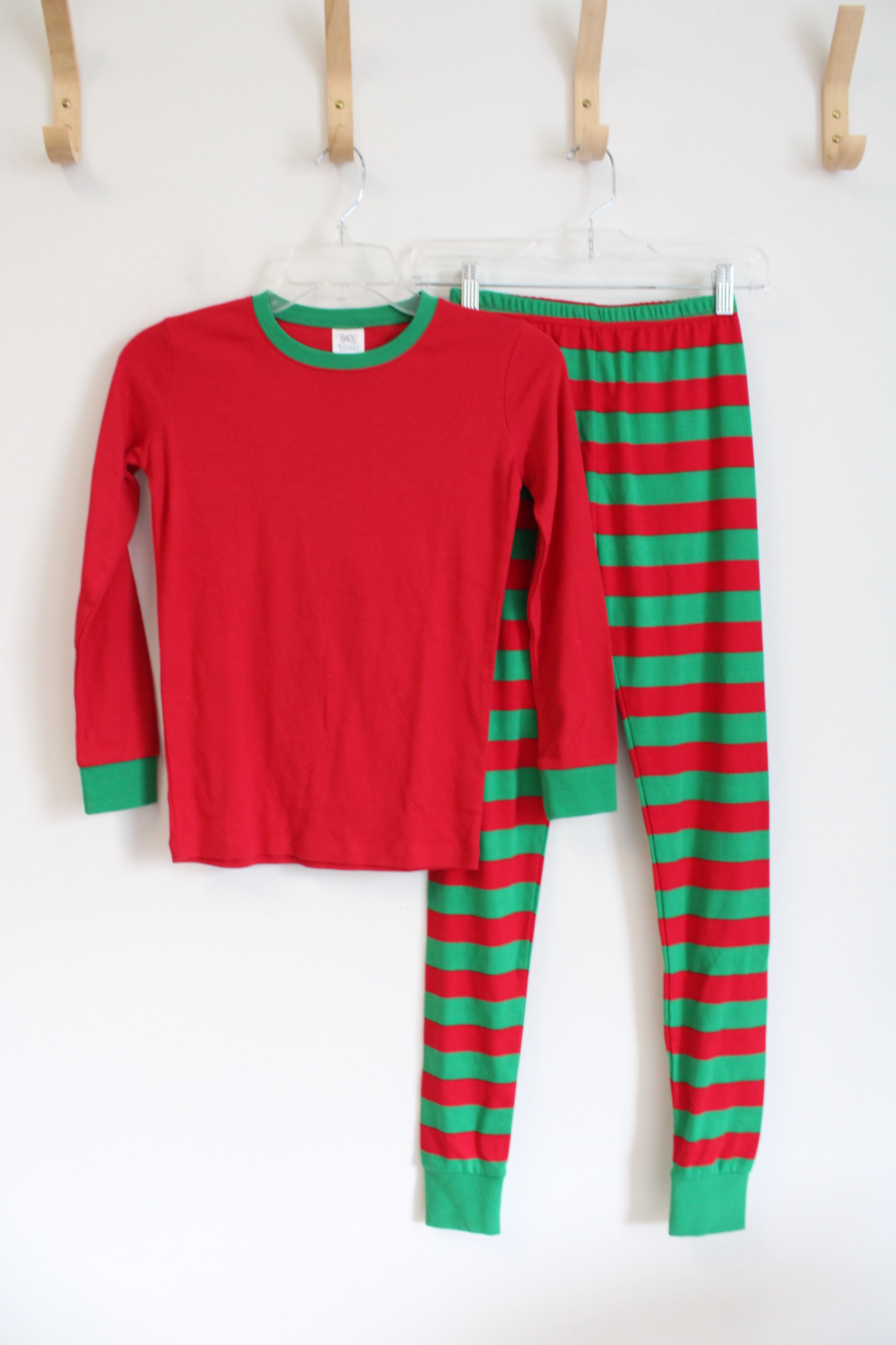 Arb Blanks Red & Green Striped Pajama Set | Youth 14