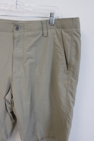 Under Armour Loose Fit Khaki Shorts | 38