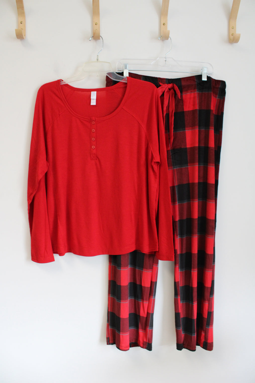 Stars Above Soft Red & Black Plaid 2-Piece Pajama Set | XL