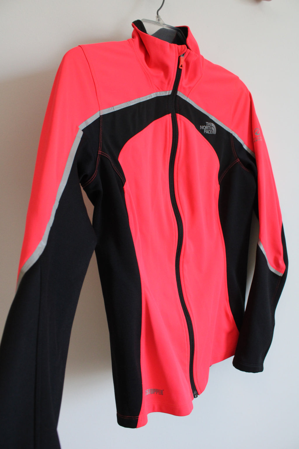 The North Face Black Neon Pink Lightweight Jacket | M