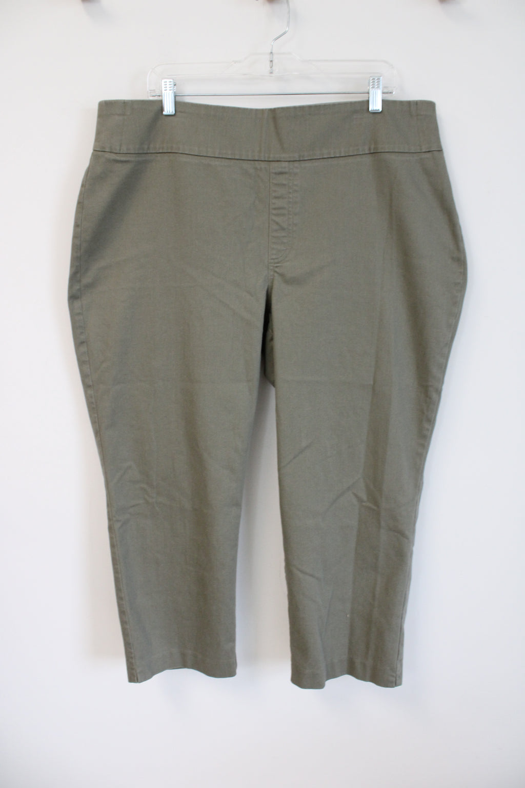 Chico's Perfect Stretch Light Sage Pull On Slim Leg Ankle Pant | Size 3.5 (XL/18)