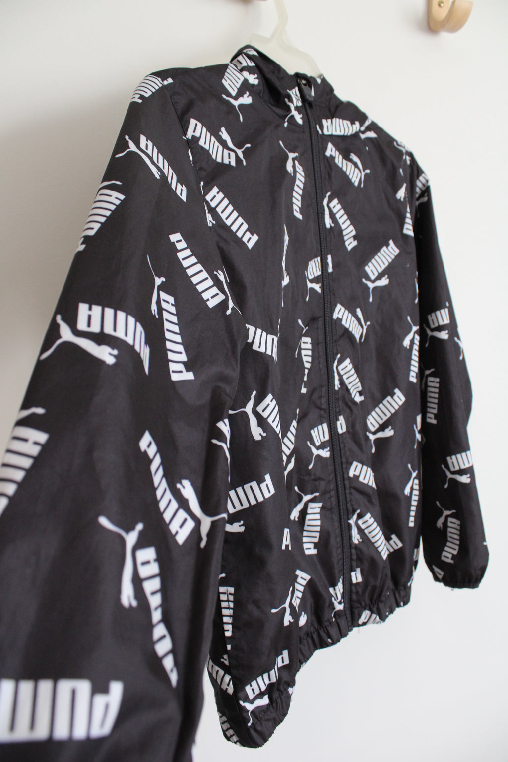 Puma Black Logo Windbreaker Jacket | 10/12