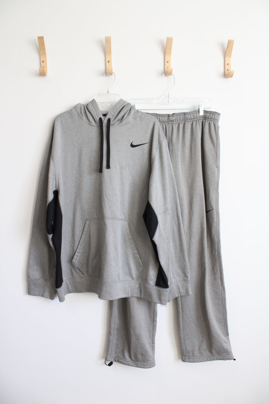 Nike Gray Athletic Hoodie & Sweatpant Set | XXL