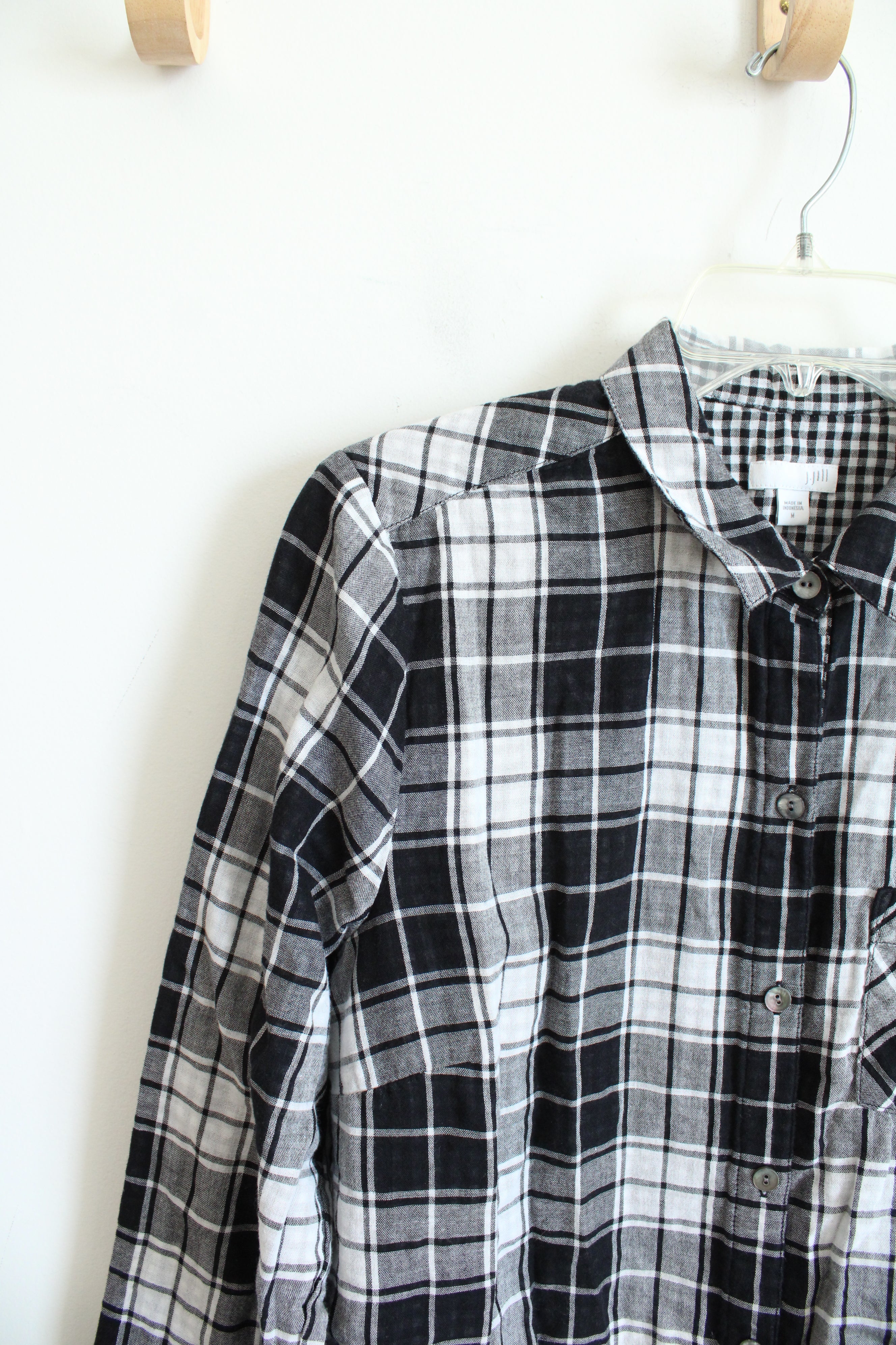 J.Jill Black & White Plaid Button Down Long Sleeved Top | M