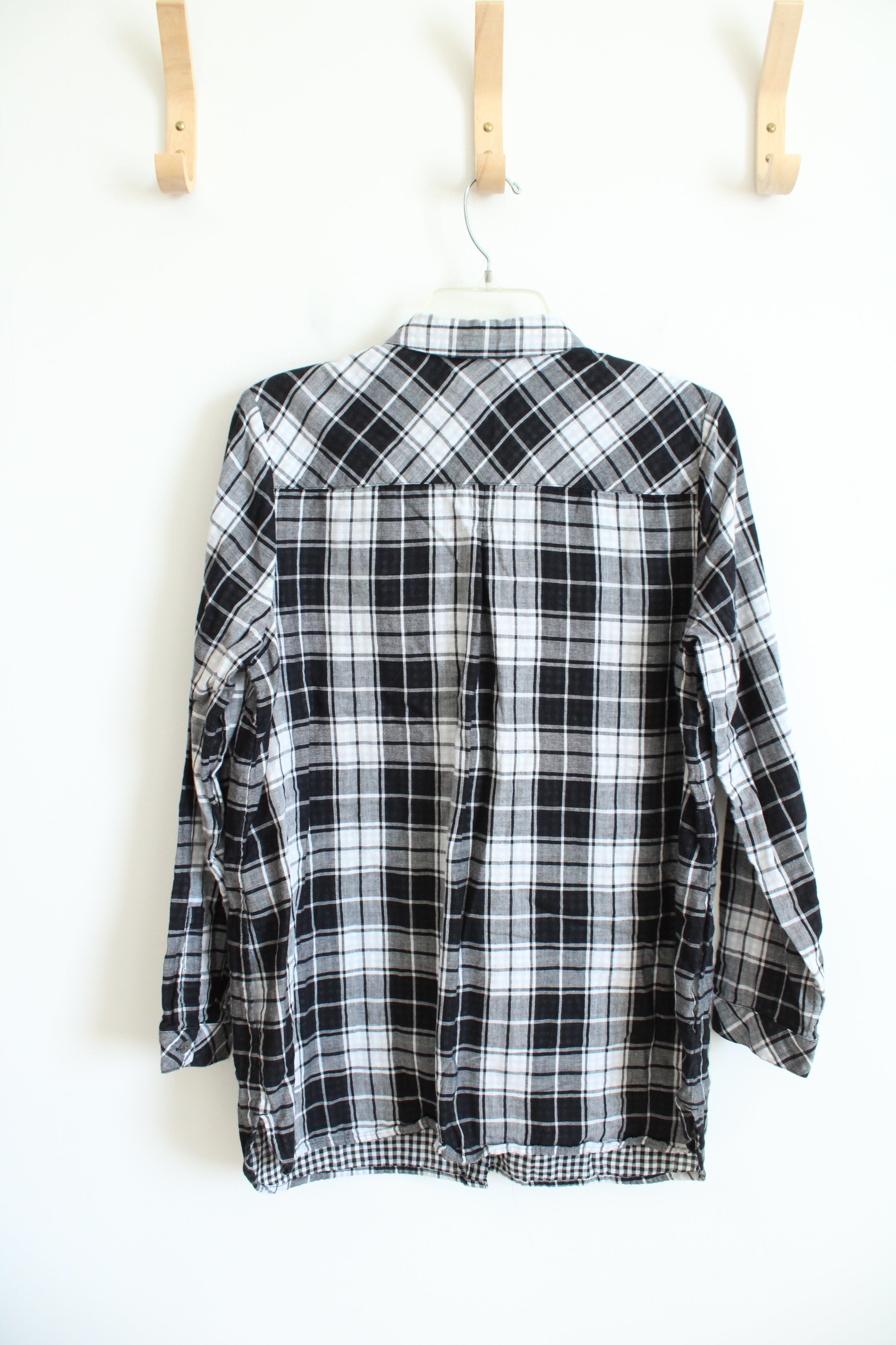 J.Jill Black & White Plaid Button Down Long Sleeved Top | M