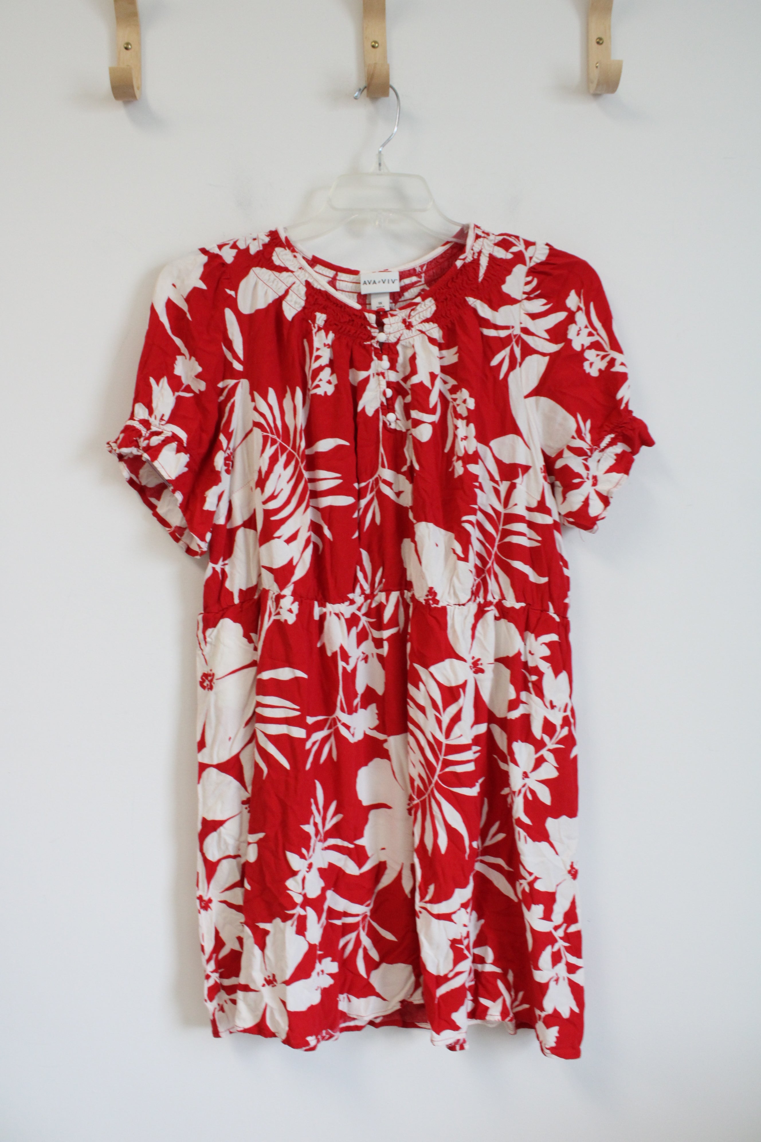 Ava & Viv Red & White Flowy Floral Dress | 1X