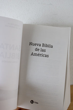 Santa Biblia Letre Grande Nueva Biblia De Las Americas Spanish Bible
