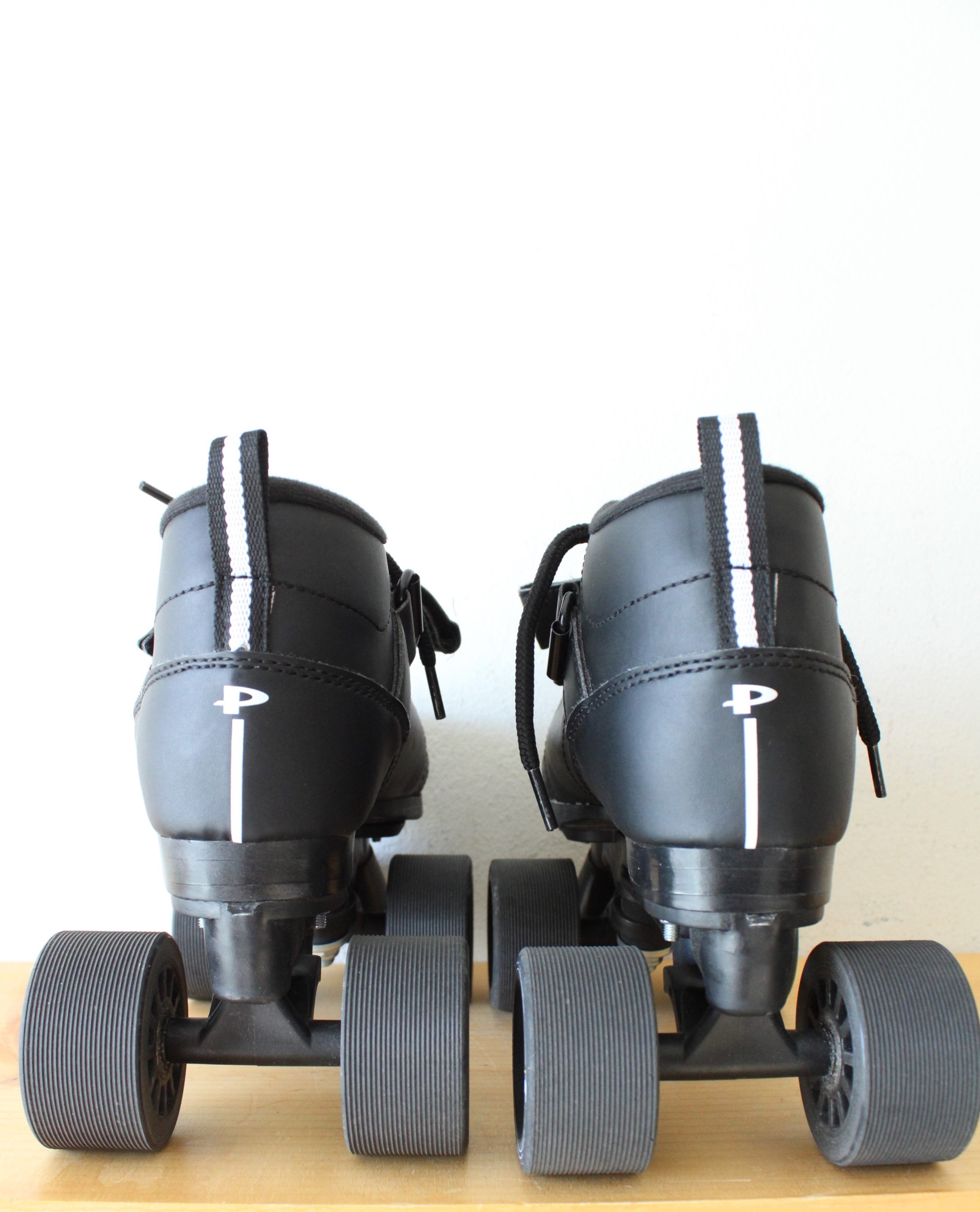 Roller Derby Pacer GTX500 Black Roller Skates | Size 7