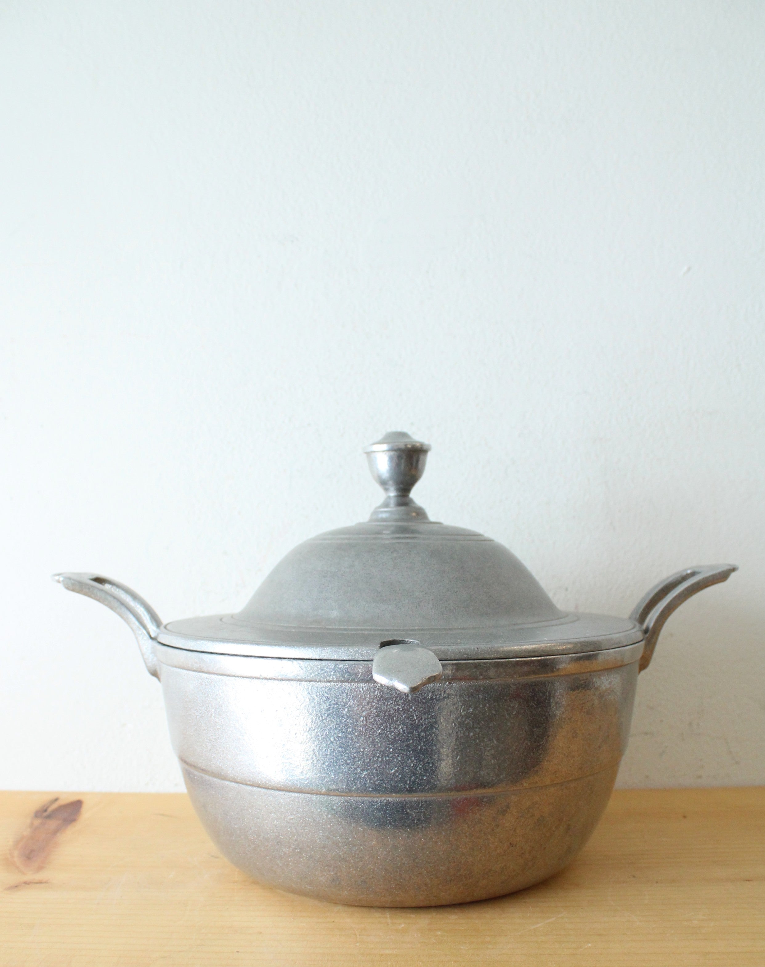 RWP Wilton Armetale Pewter Plough Tavern Tureen