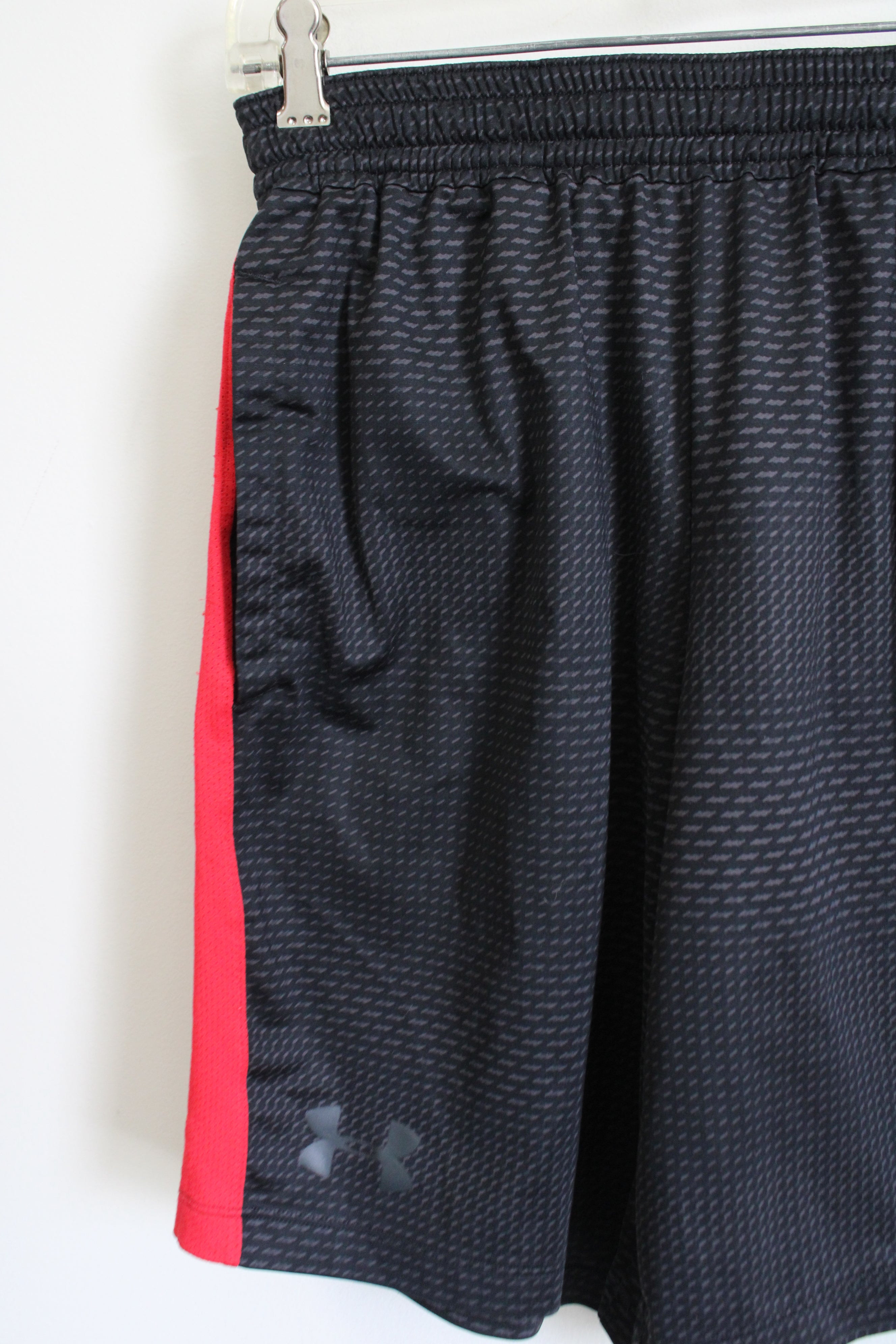 Under Armour Black & Red Athletic Shorts | S