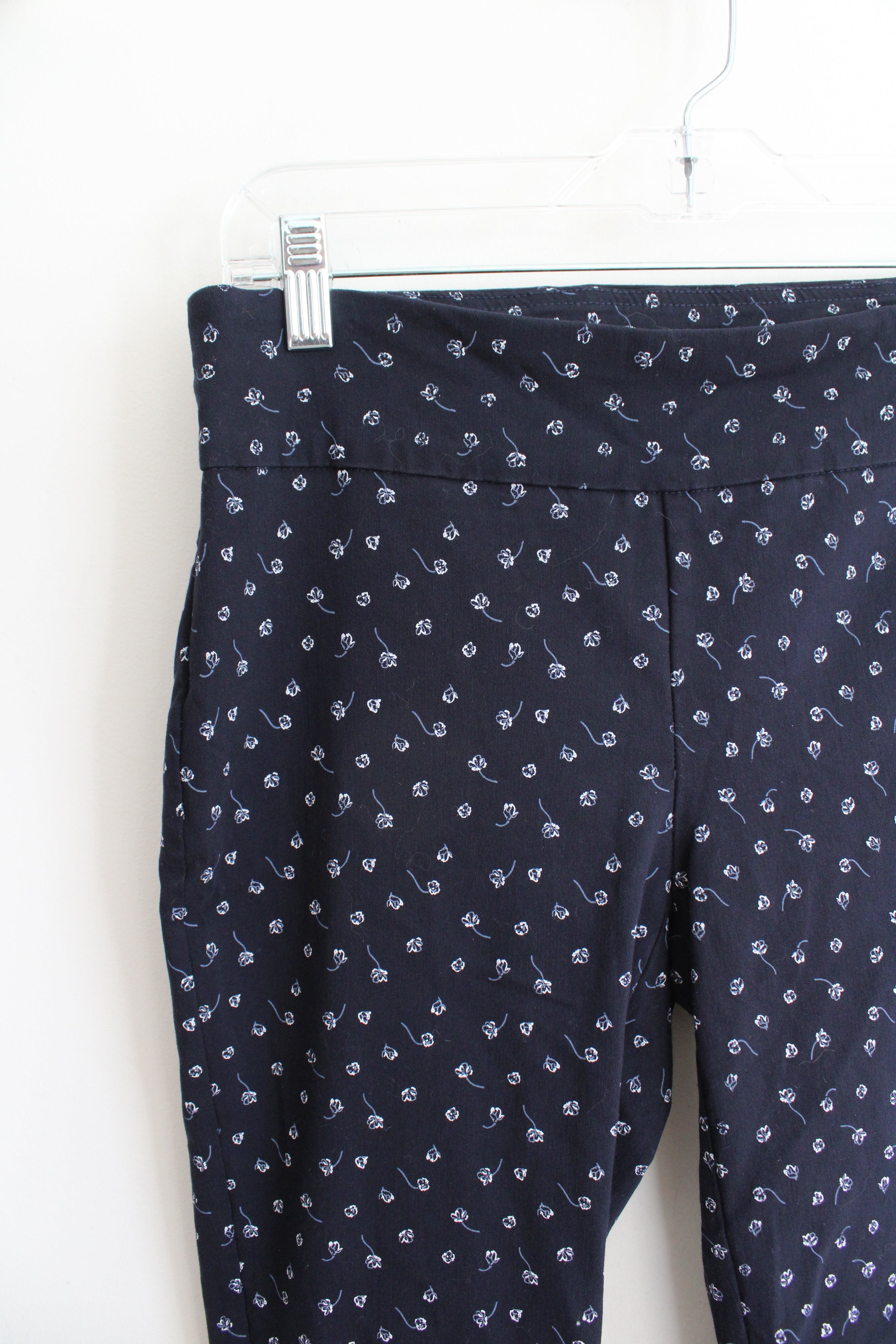 Orvis Navy & White Floral Pants | 6