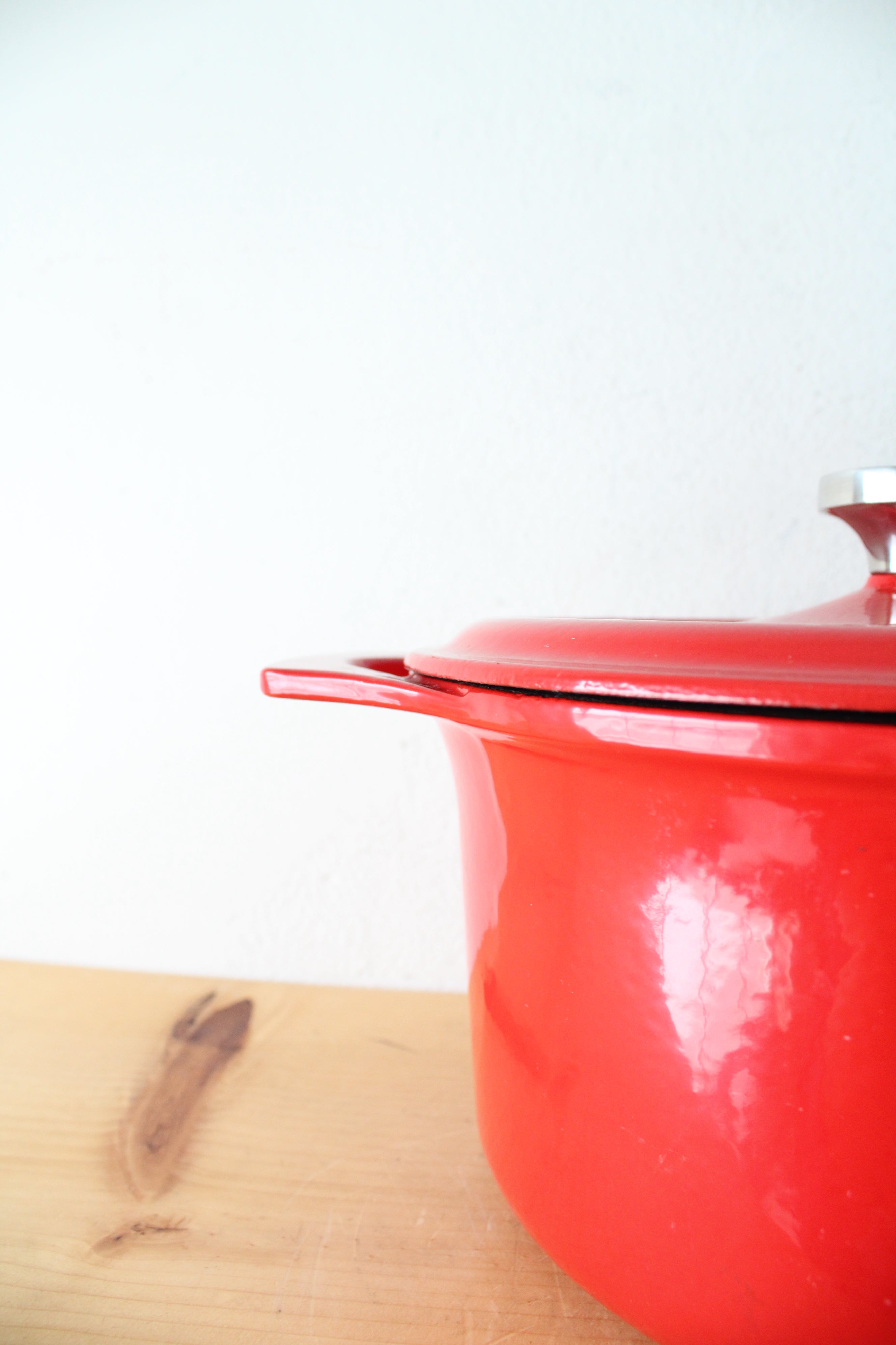 Rachael Ray Red Enamelware 5 Quart Cast Iron Dutch Oven