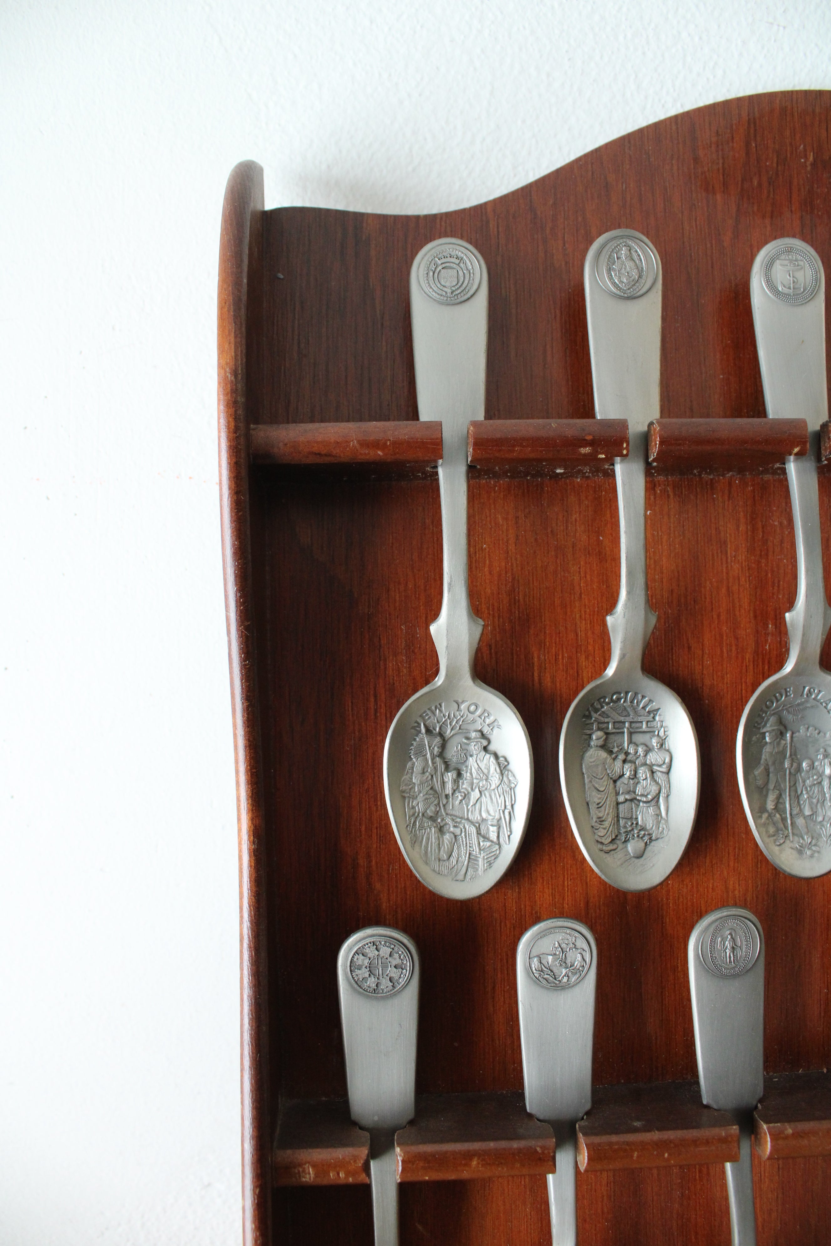 Franklin Mint Original Thirteen Colonies Pewter Spoon Collection