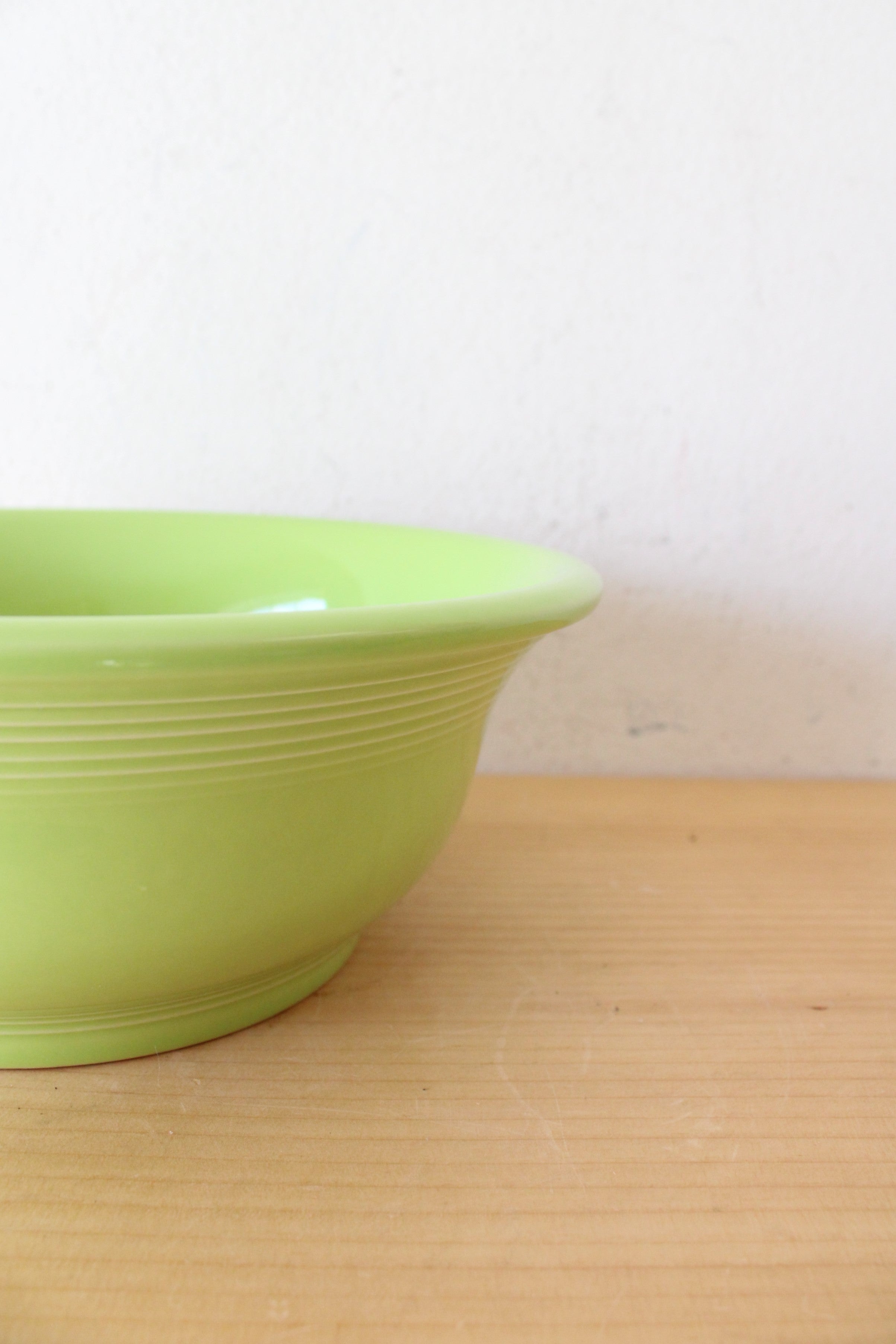 Homer Laughlin Co. Fiesta Lime Green Bowl