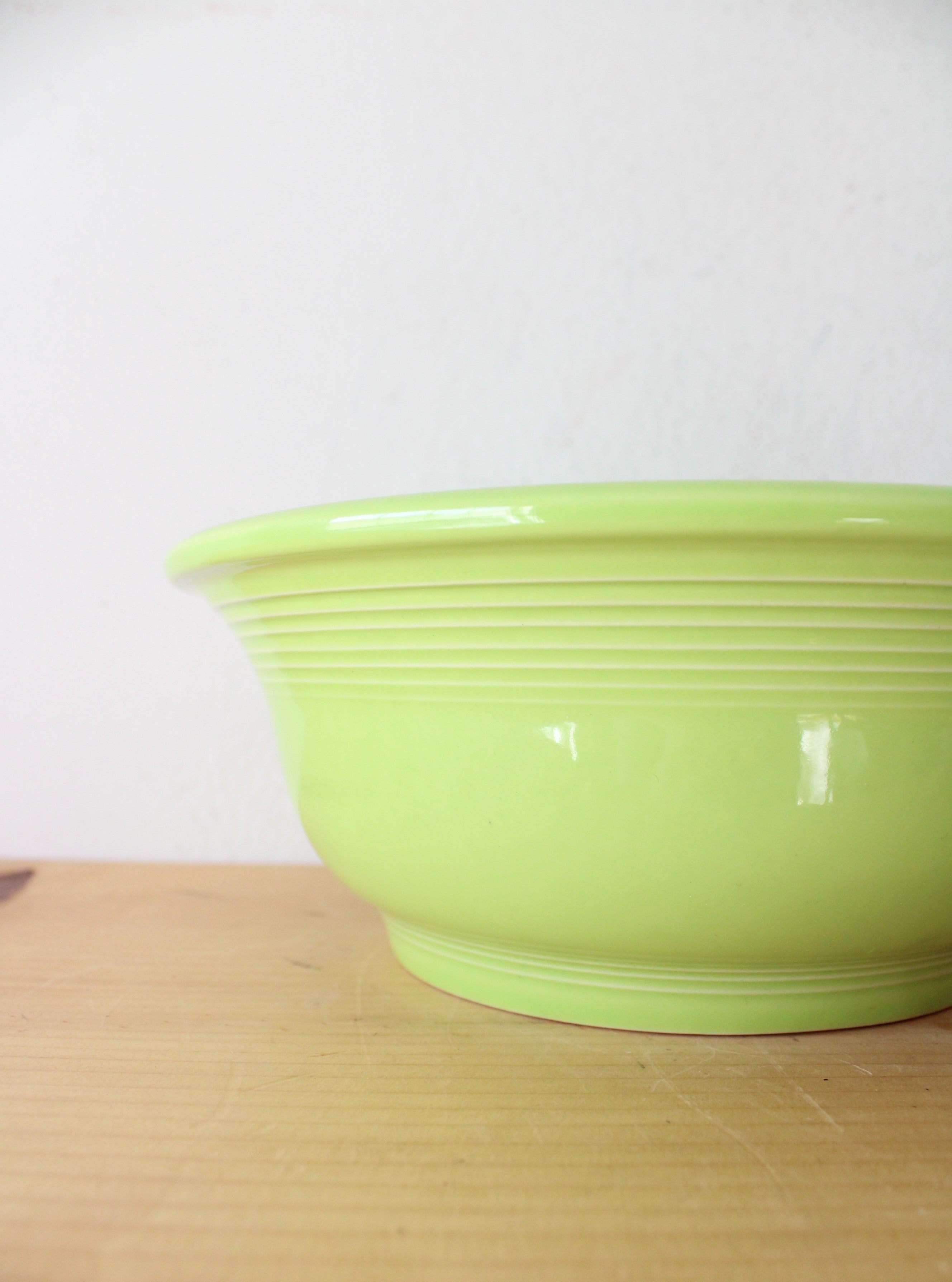 Homer Laughlin Co. Fiesta Lime Green Bowl