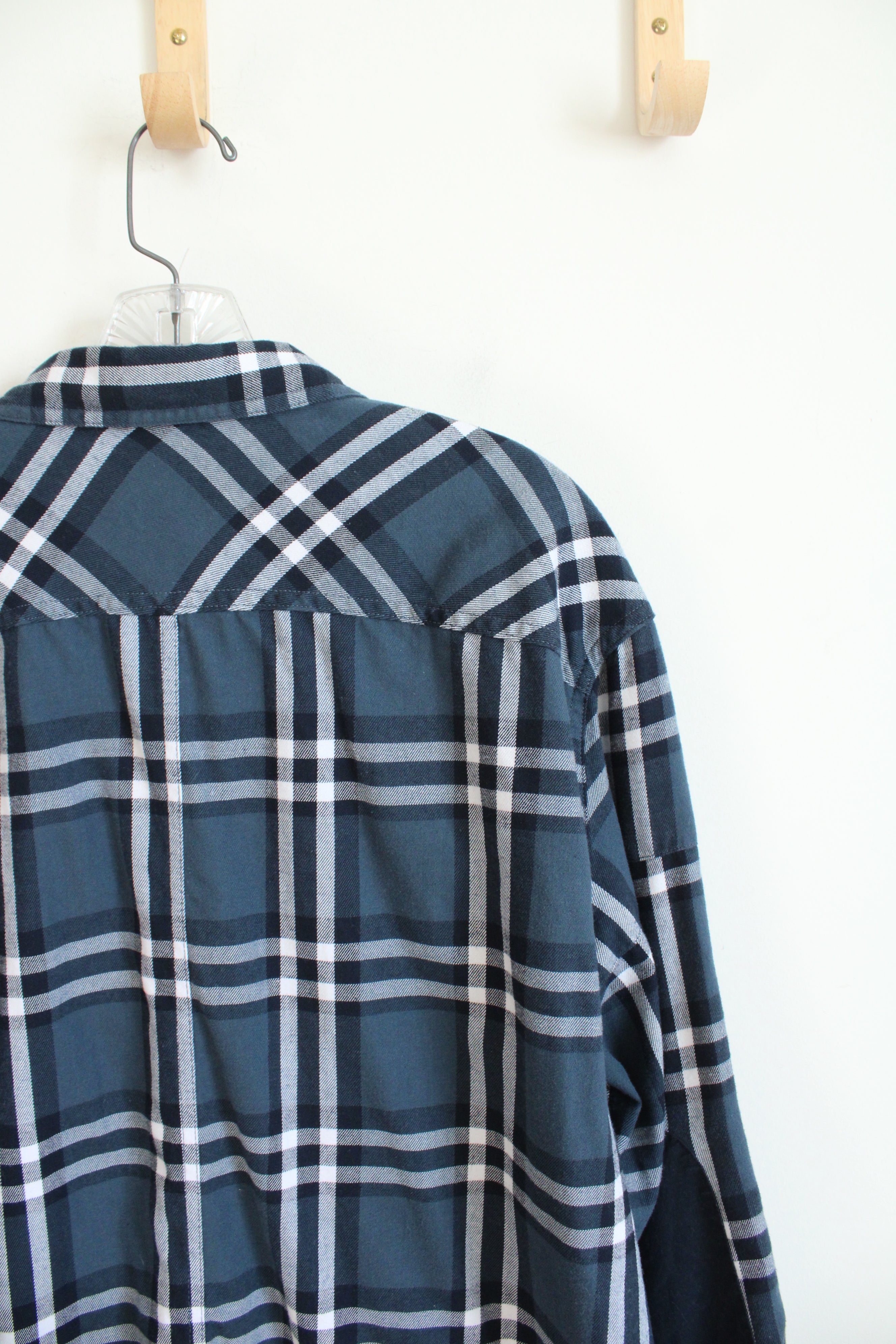 ATG Wrangler Blue & White Plaid Regular Fit Flannel | L