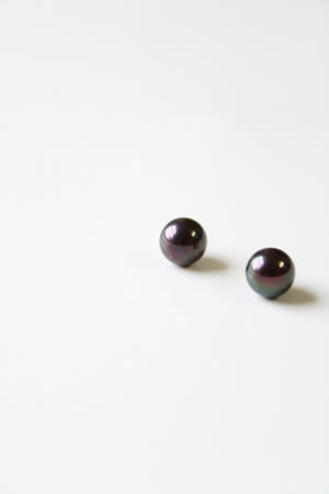 Purple Pearl 14K Stud Earrings