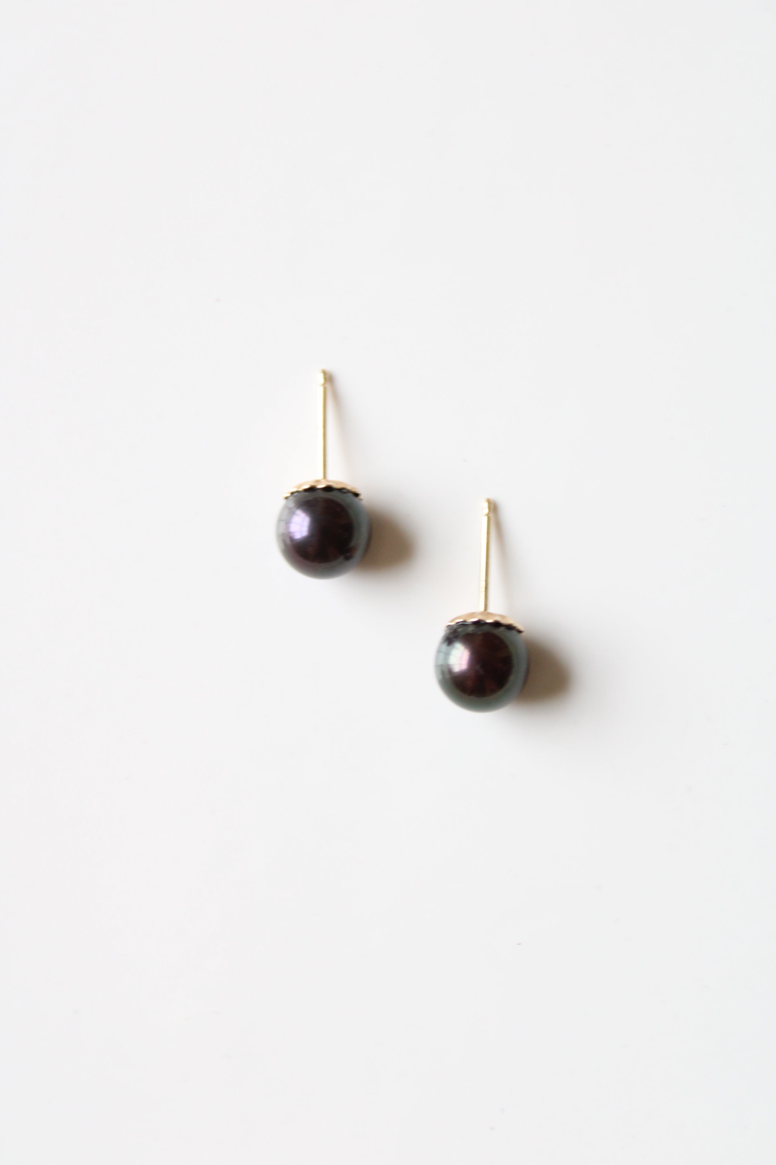 Purple Pearl 14K Stud Earrings