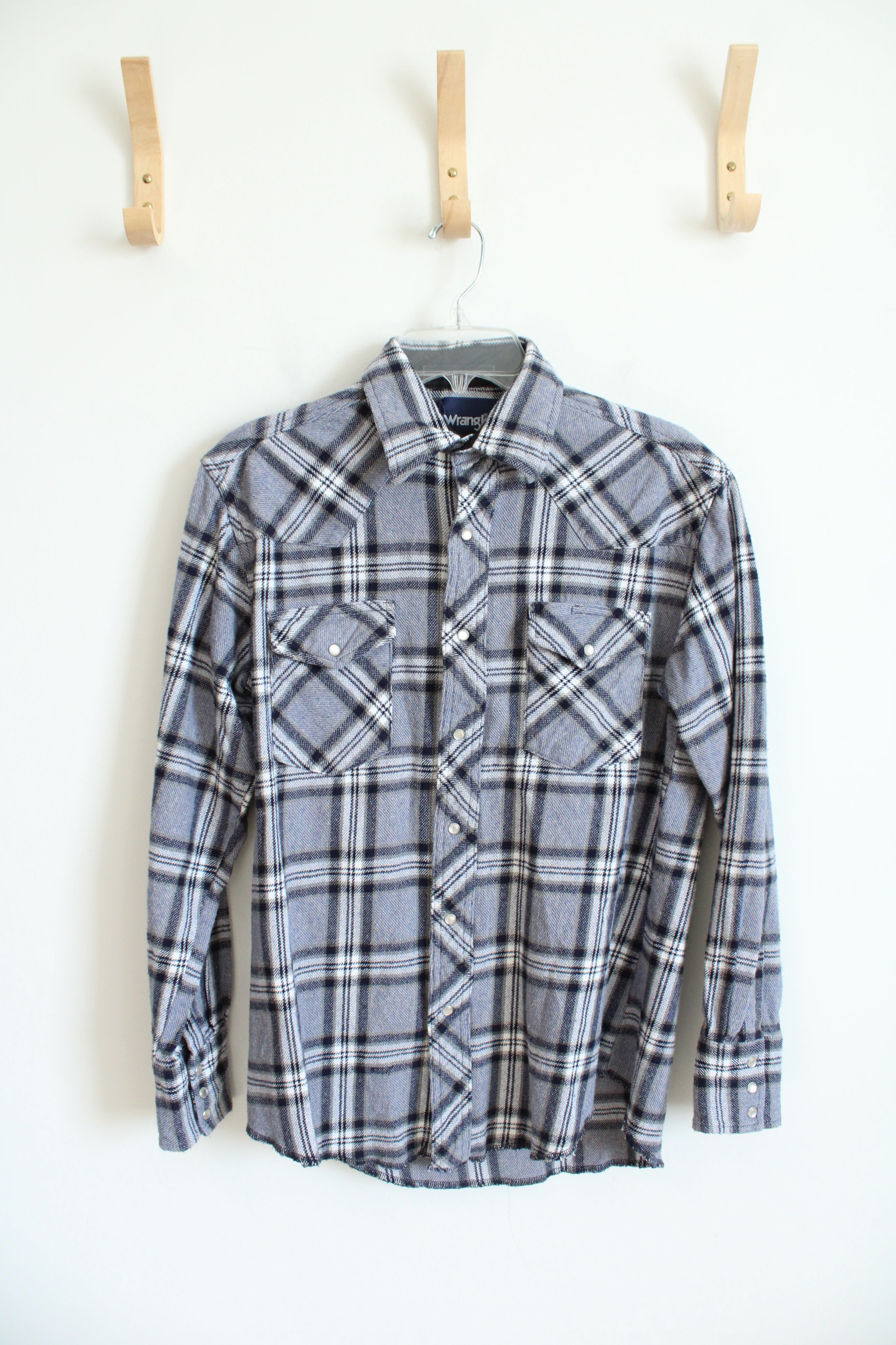 Wrangler Blue & White Plaid Flannel | M