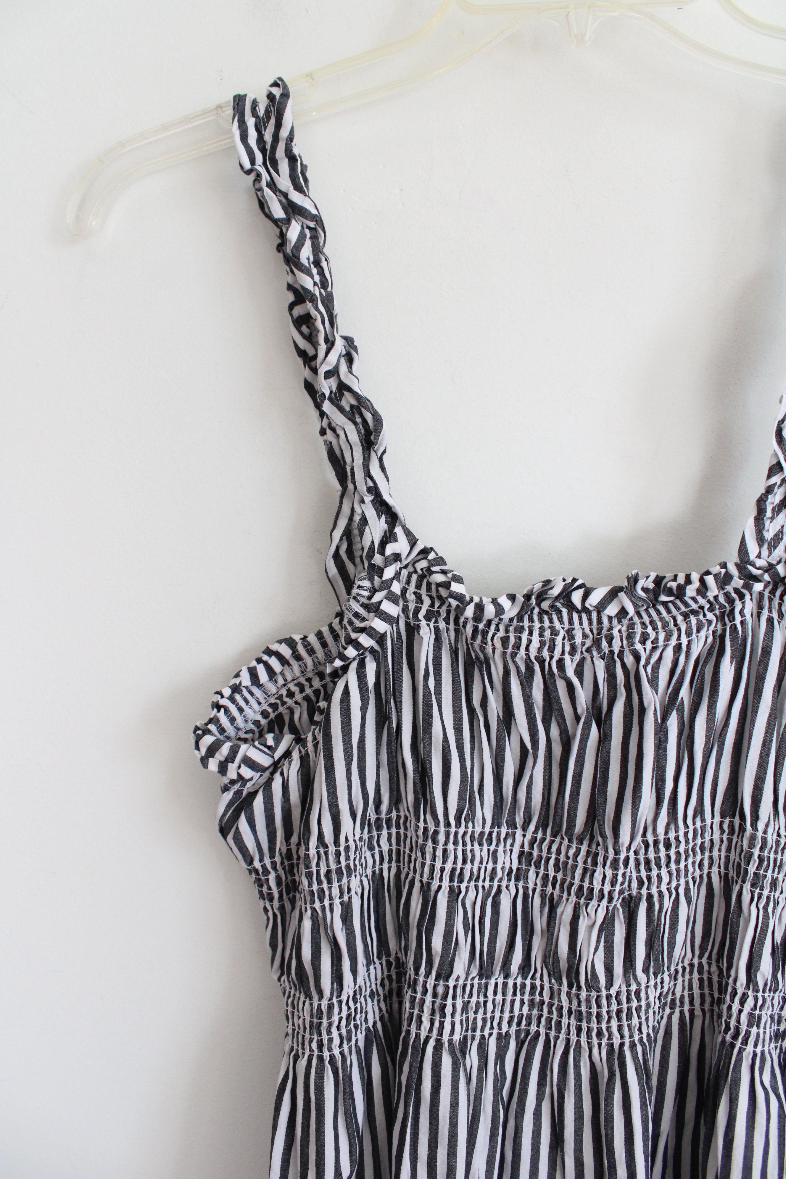 Who What Wear Gray & White Striped Ruffled Strap Dress | L