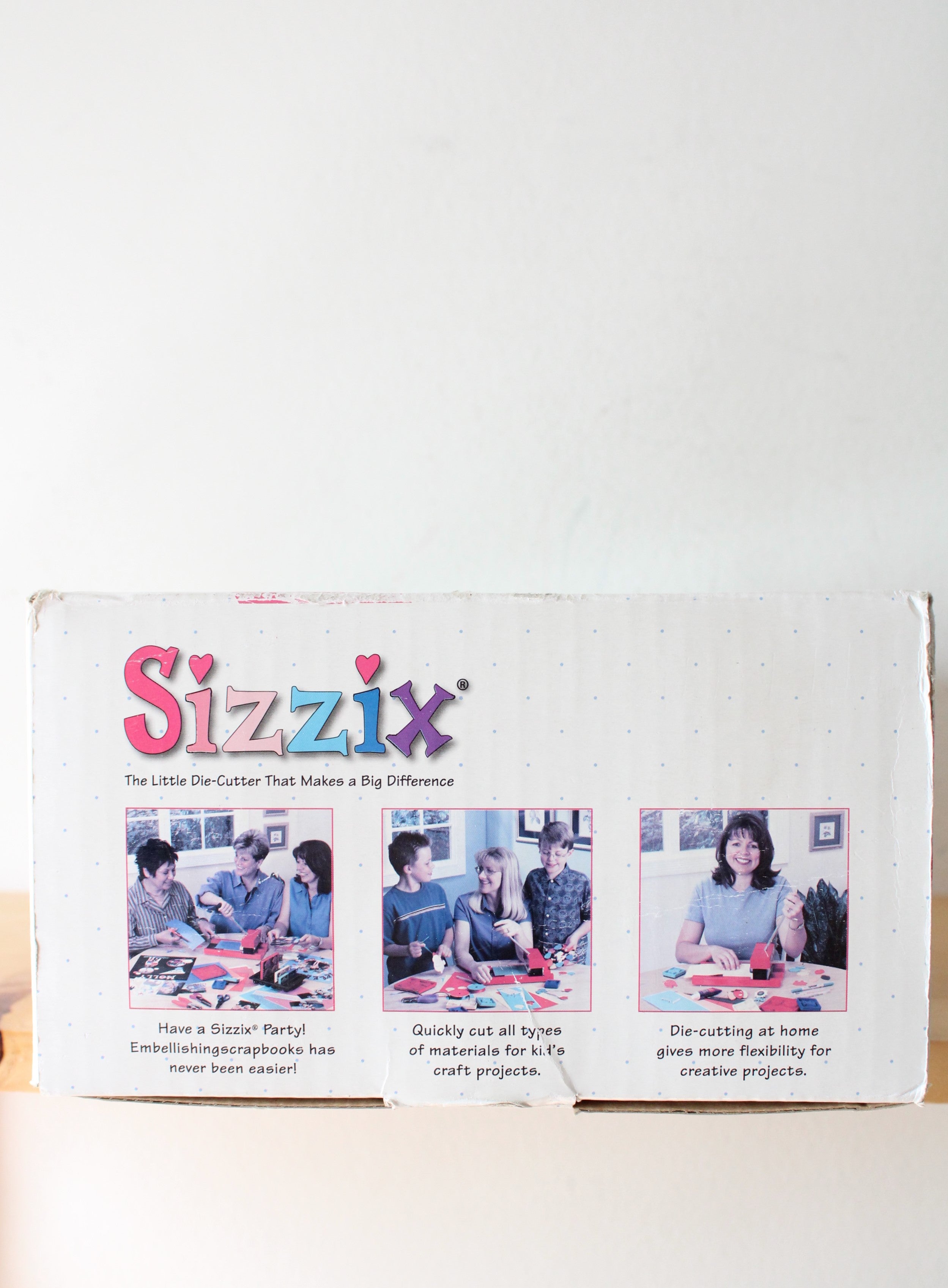 Sizzix Scrapbook Cutting Machine & Pad