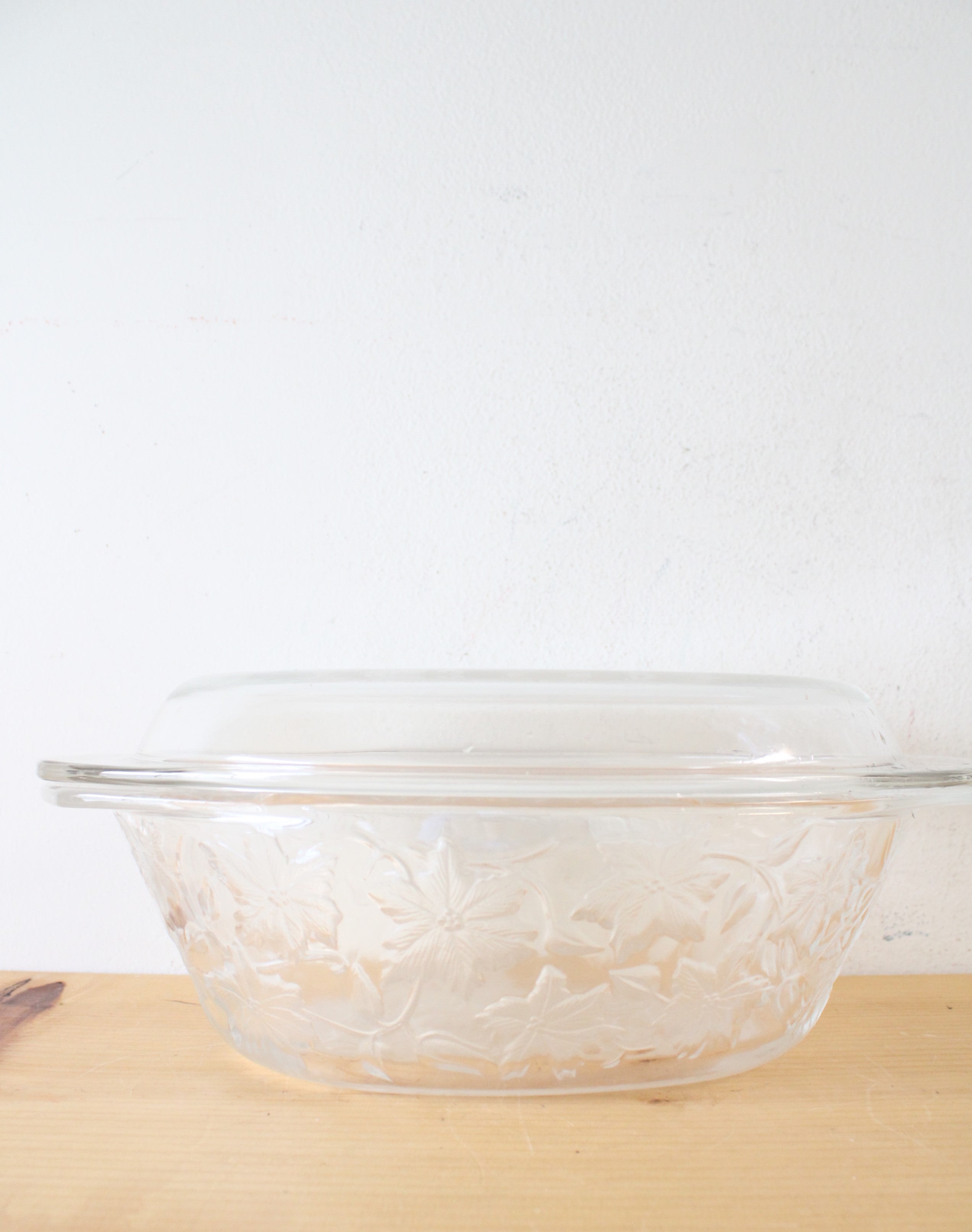 Princess House Fantasia Engraved Floral Oval Glass Covered Casserole Dish