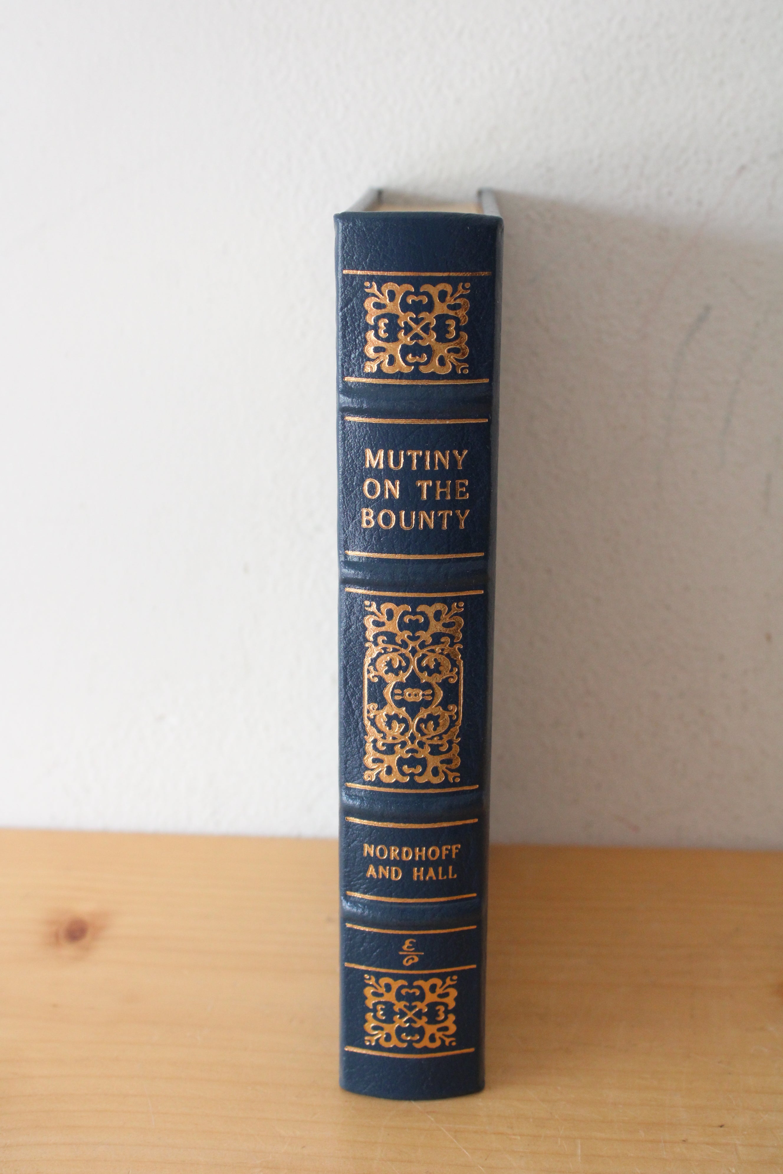 Mutiny On The Bounty By Charles Nordhoff & James Normal Hall Easton Press Edition