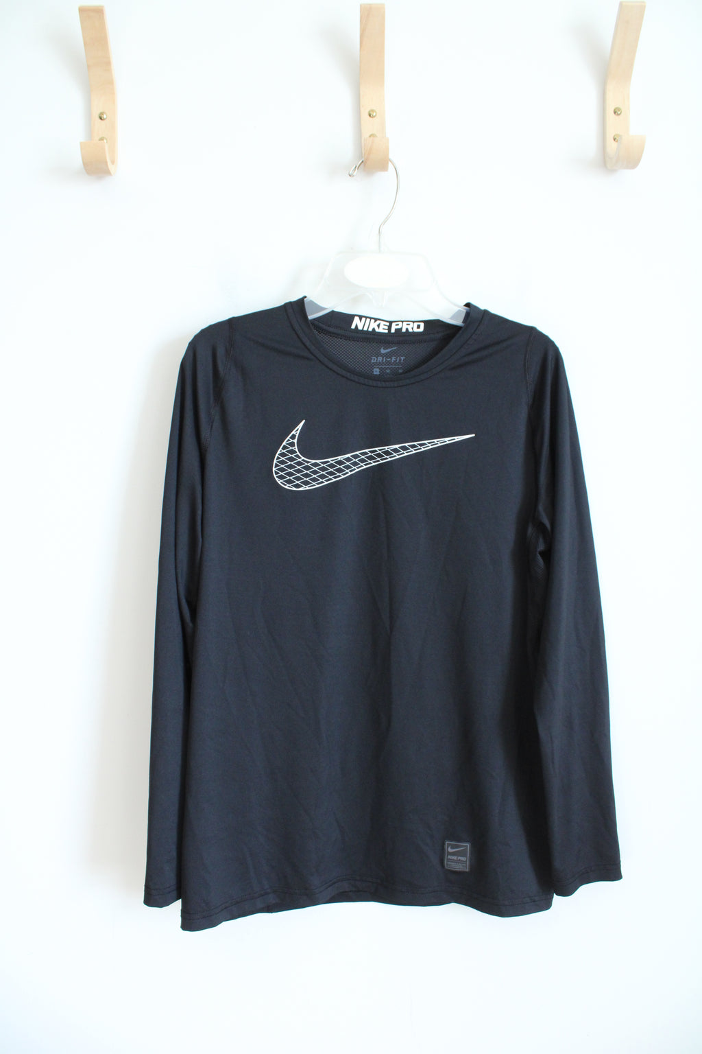 Nike Pro Black Long Sleeved Shirt | Youth XL (18/20)