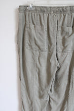 Nicole Miller New York Light Sage Green Lyocell Pant | M