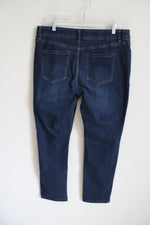 Liz Claiborne Sara Slim Leg Mid Rise Jeans | 16