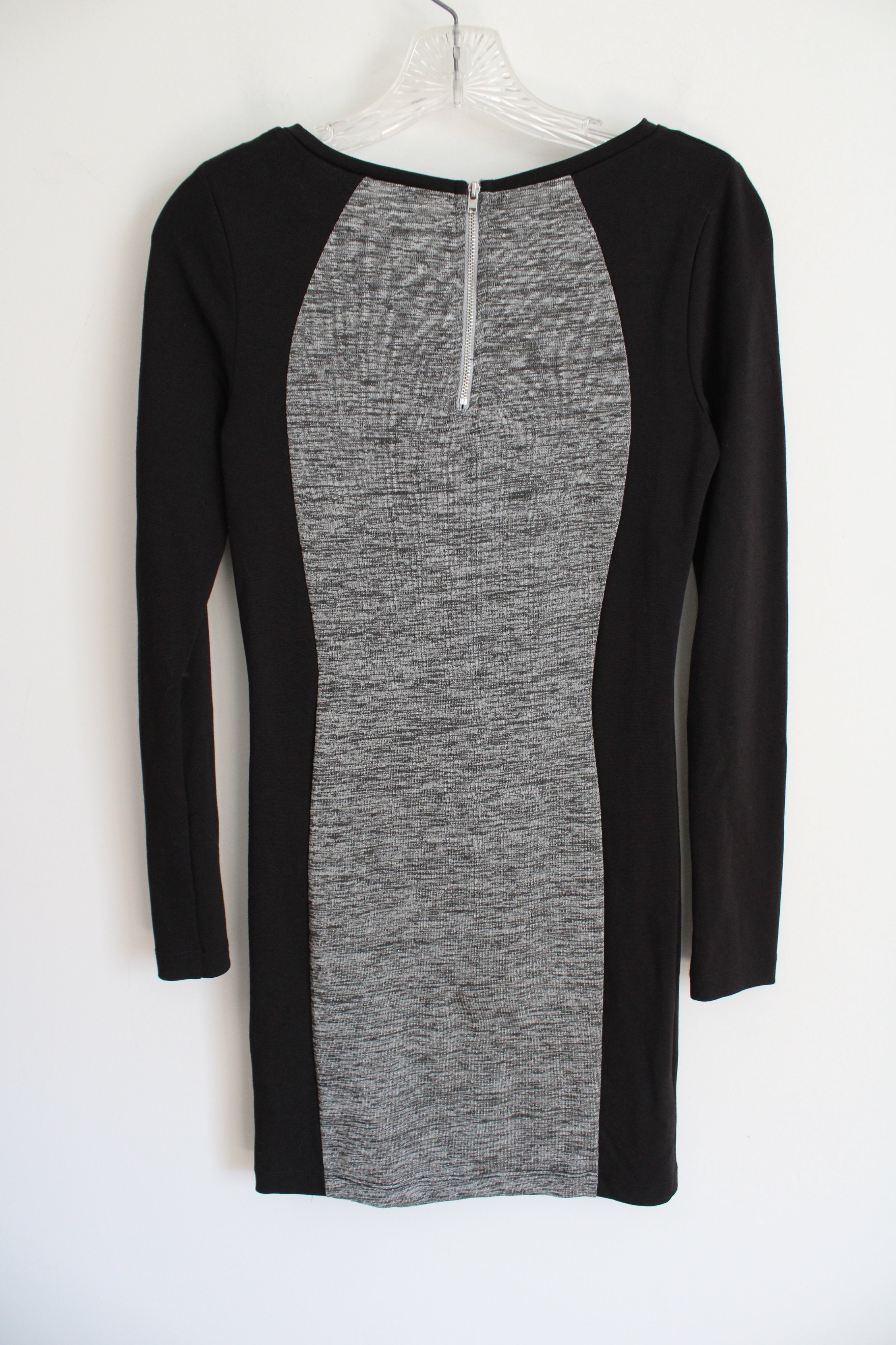 H&M Divided Black Gray Long Sleeved Mini Dress | 6