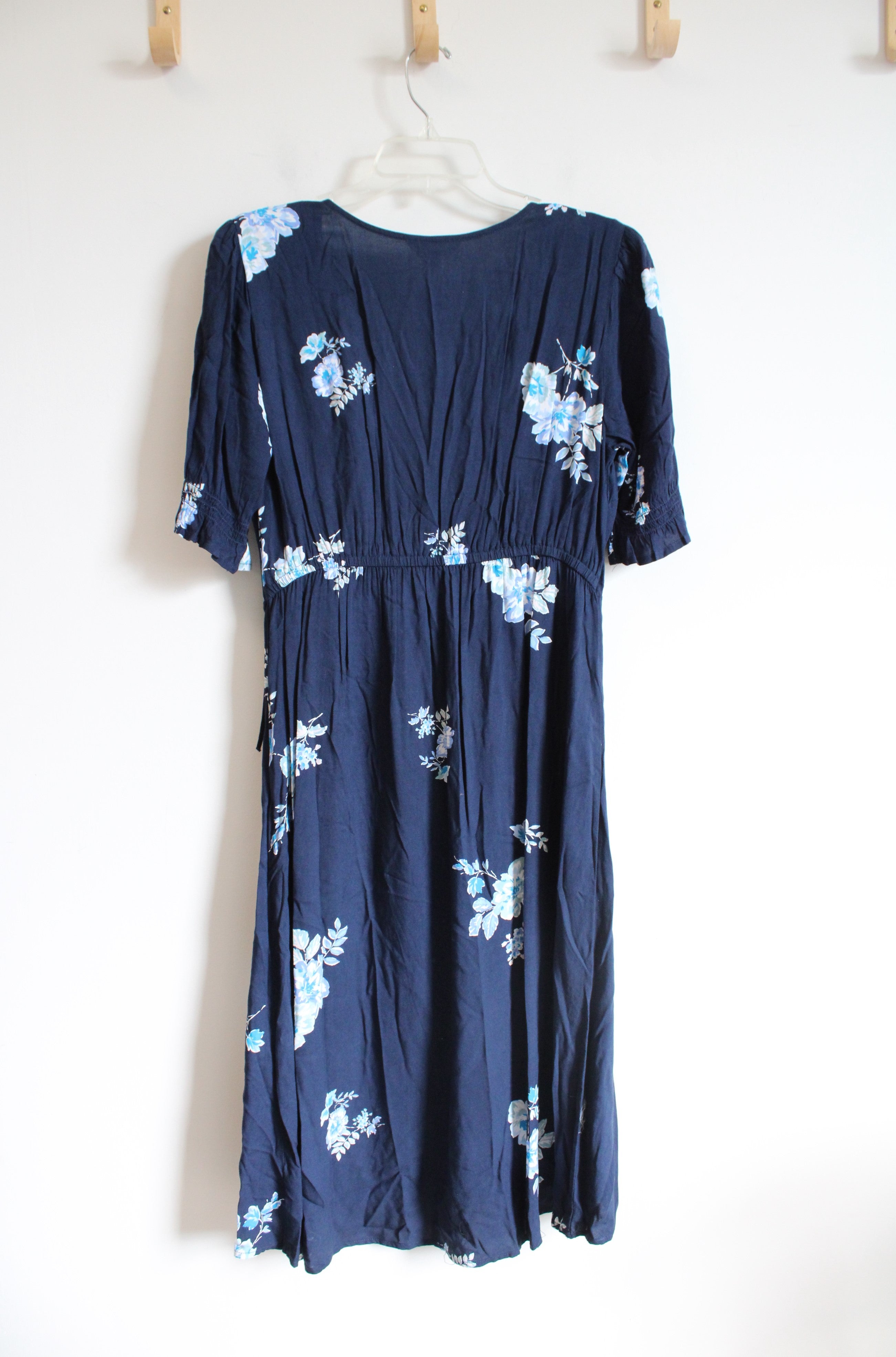 Time and Tru Blue Floral Tied Dress | M (8-10)