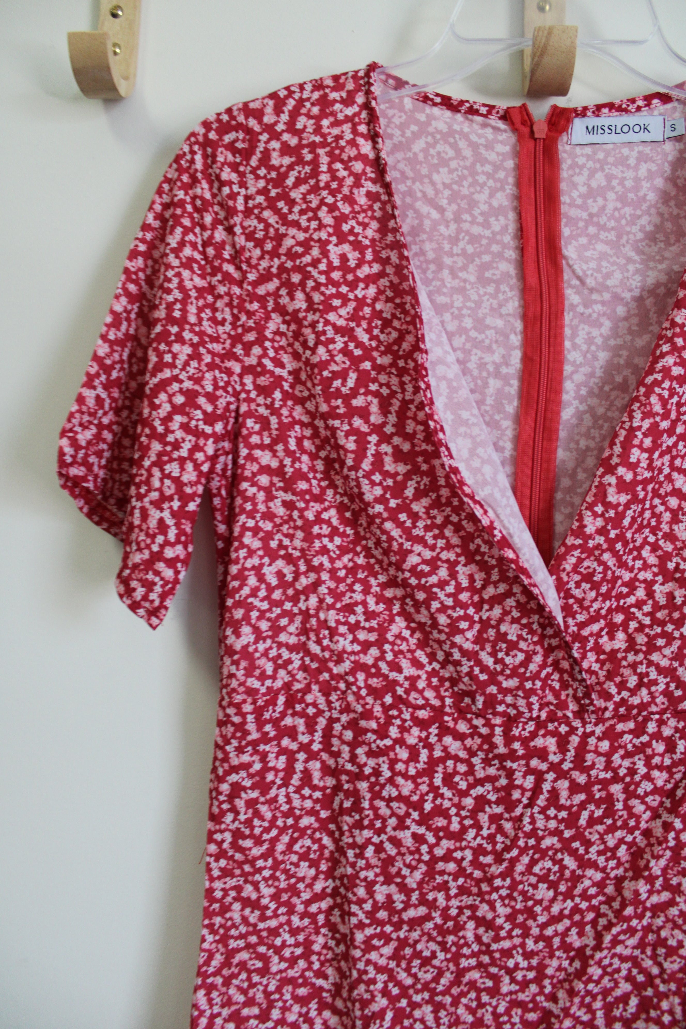 Miss Look Red Floral Maxi Dress S Jubilee Thrift