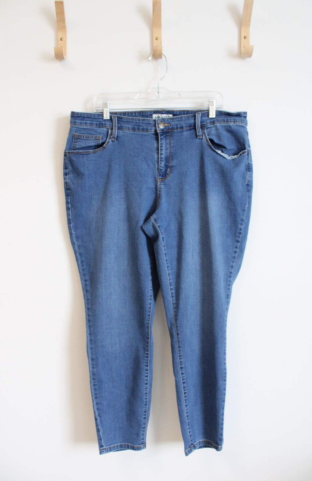 Ava & Viv Jeans | 18