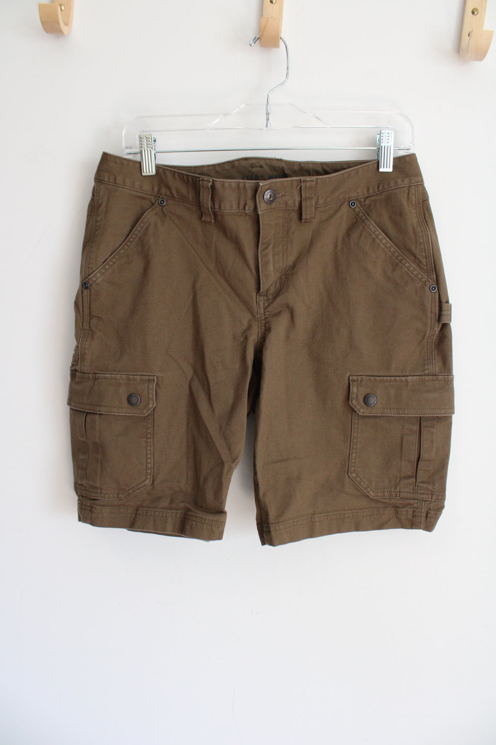 Duluth Trading Co. Curvesetter Waistband Brown Cargo Shorts | 8