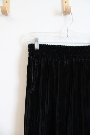 Curations Black Pleated Velvet Loose Pants | S