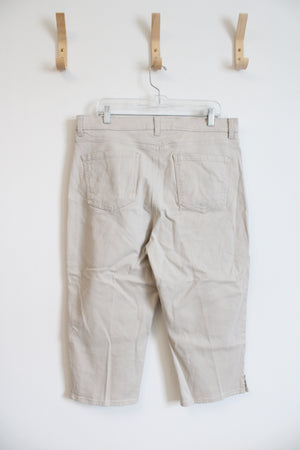 Gloria Vanderbilt Amanda Tan Capri Pants | 16