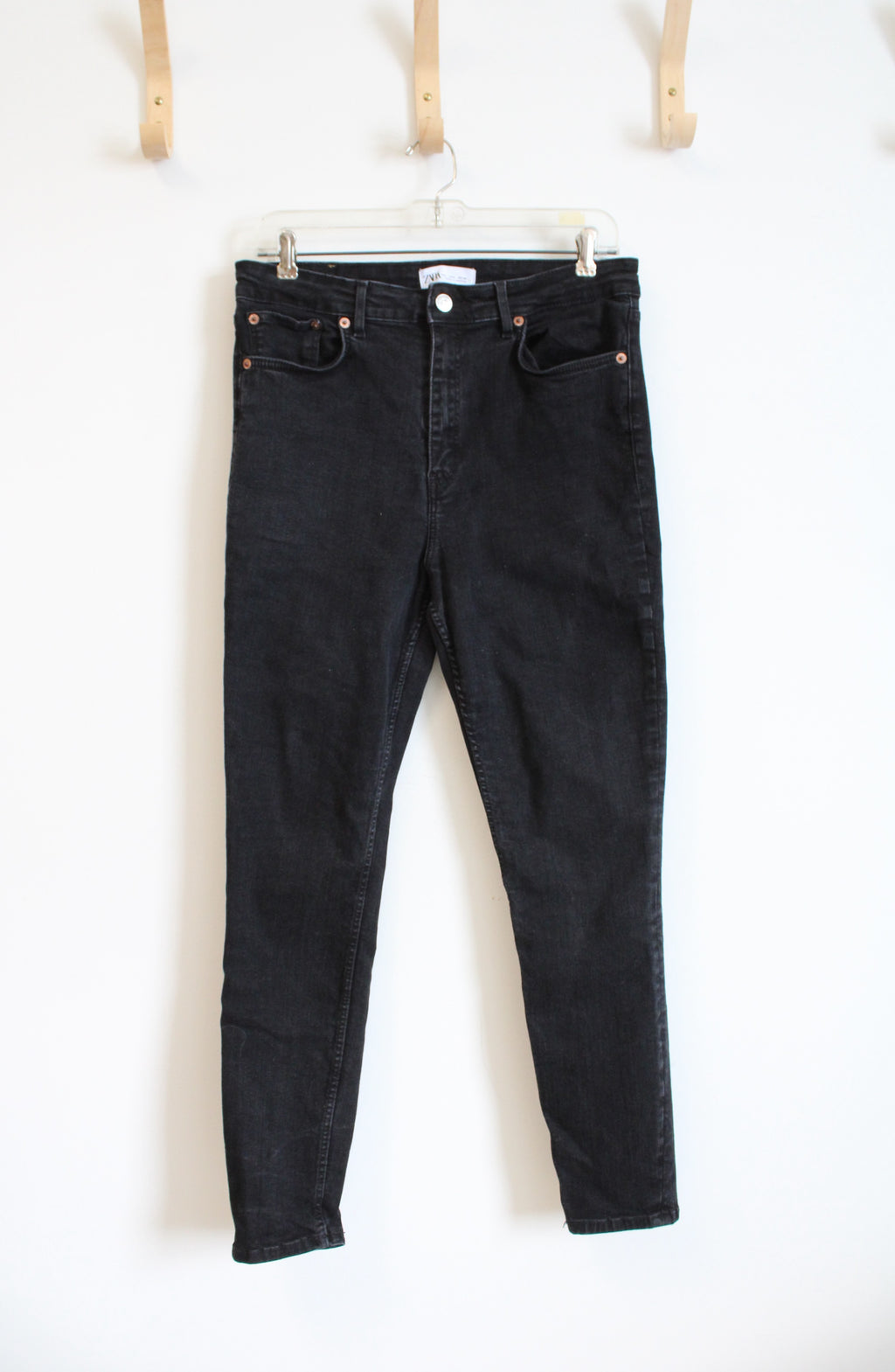 Zara Black Skinny Jeans | L