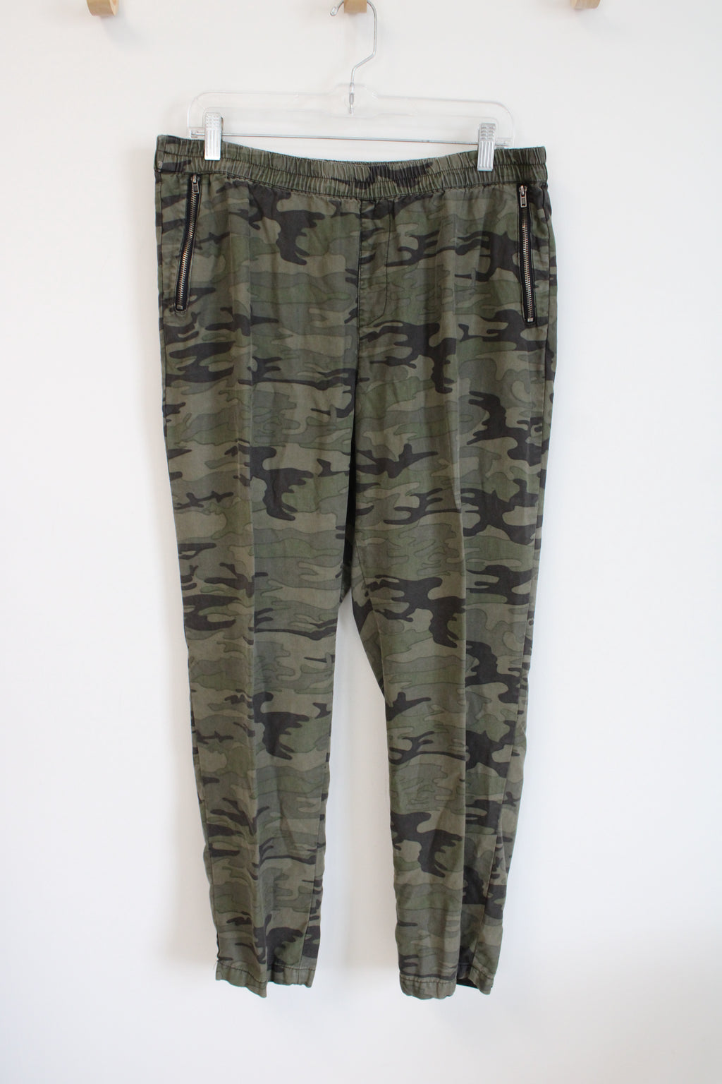 Soft Surroundings Green Camo Pants | L