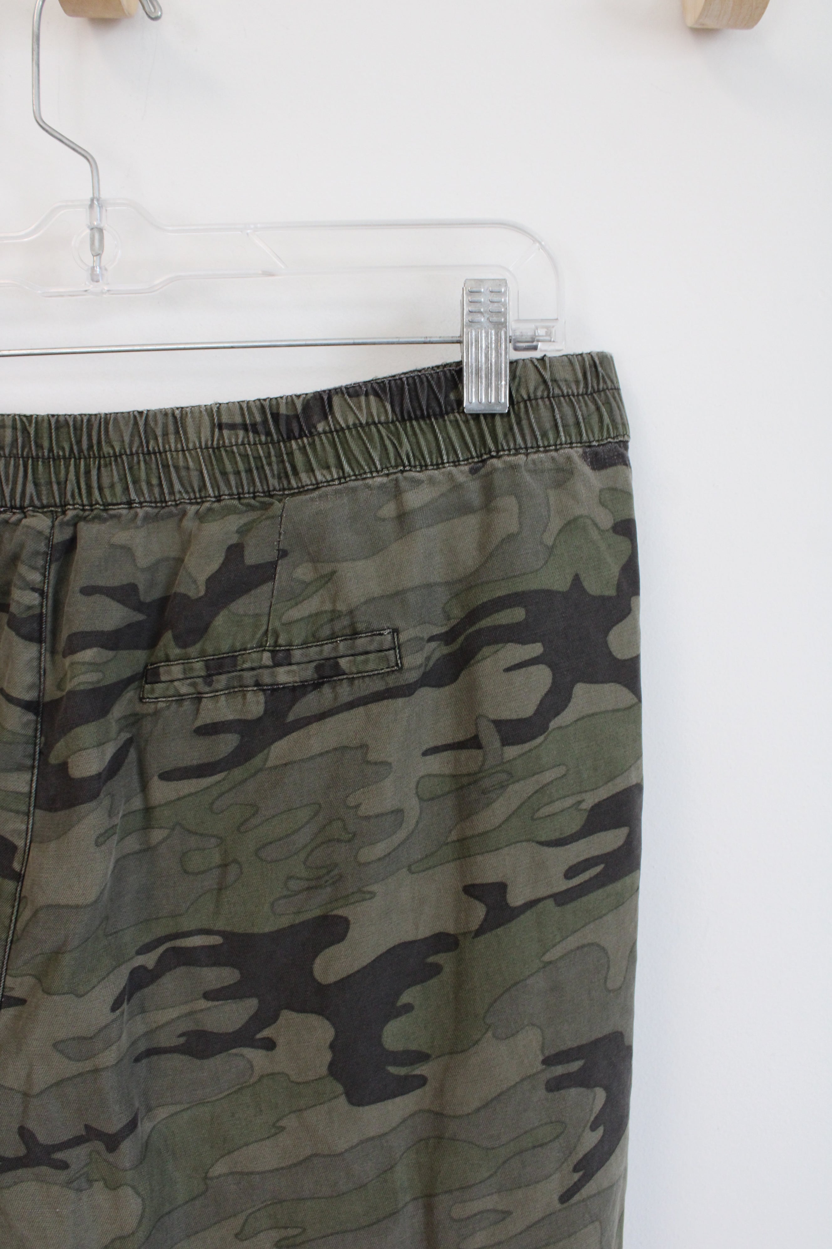 Soft Surroundings Green Camo Pants | L